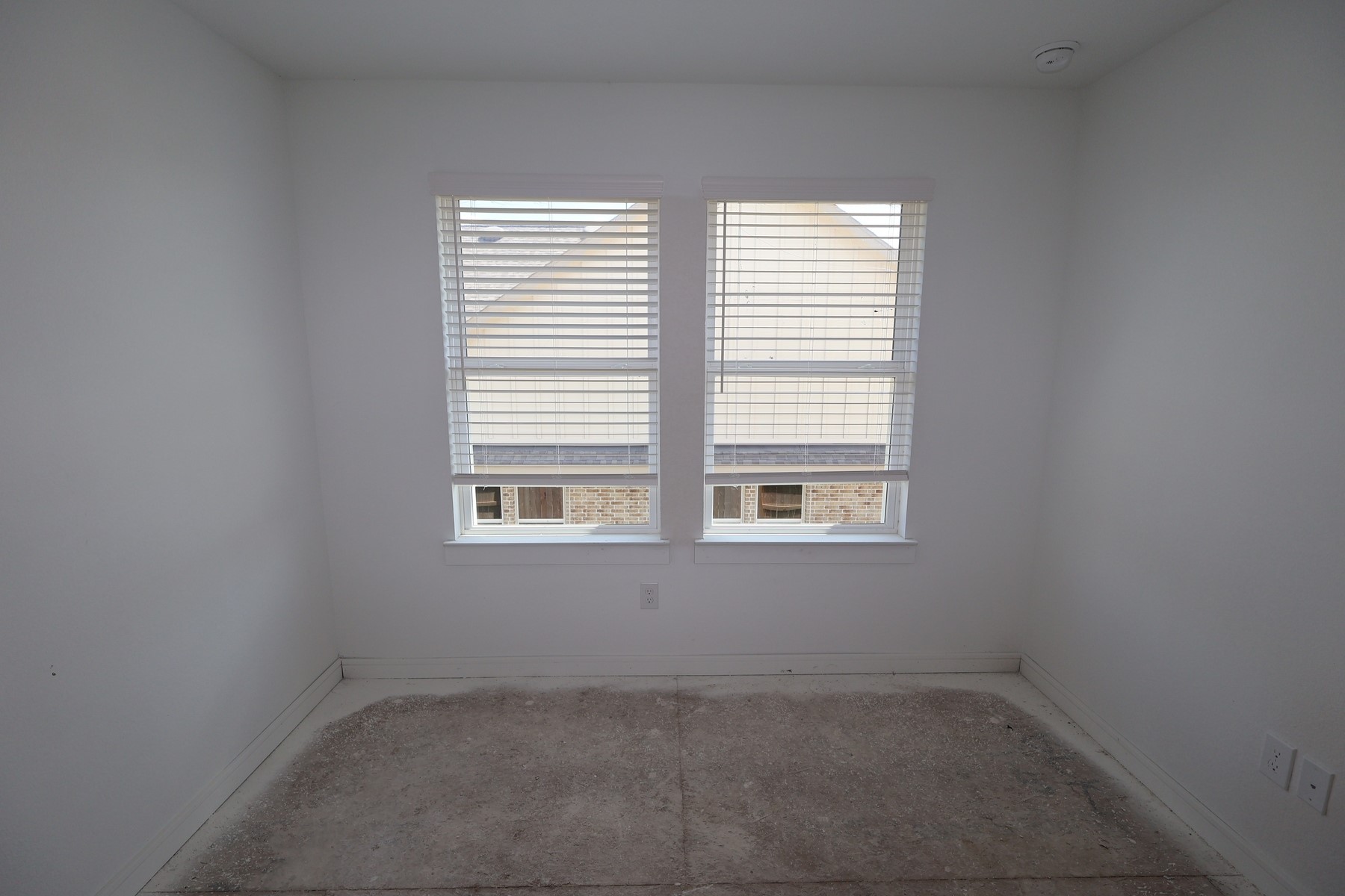 12111 Upper Meadows Avenue Property Photo 9