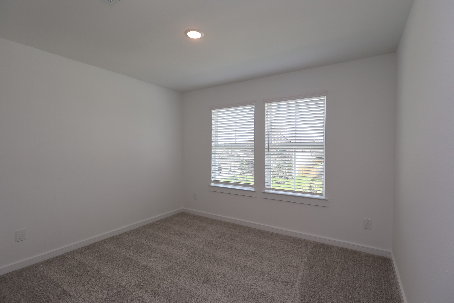 12111 Upper Meadows Avenue Property Photo 10