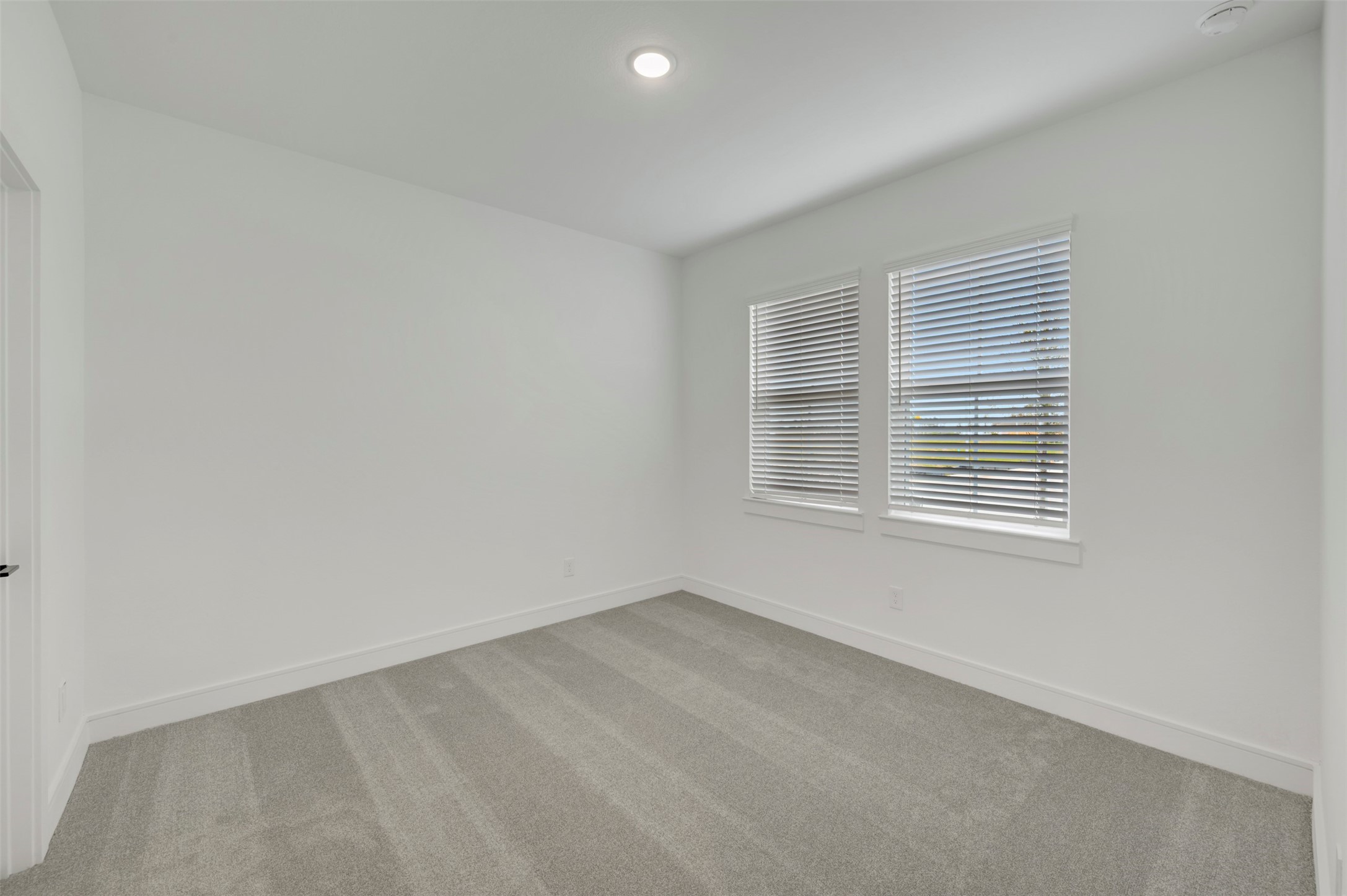 12111 Upper Meadows Avenue Property Photo 15