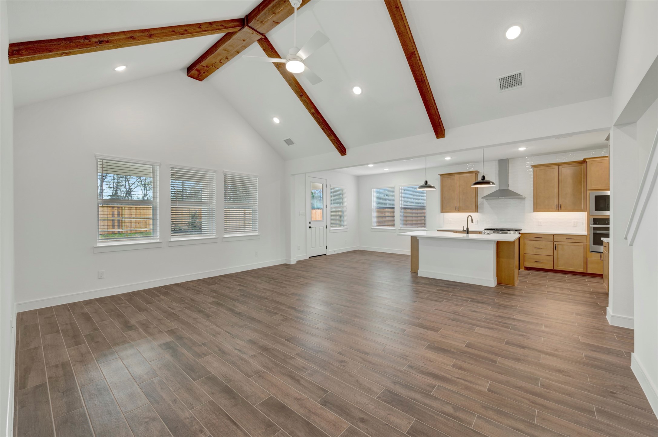 12111 Upper Meadows Avenue Property Photo 18