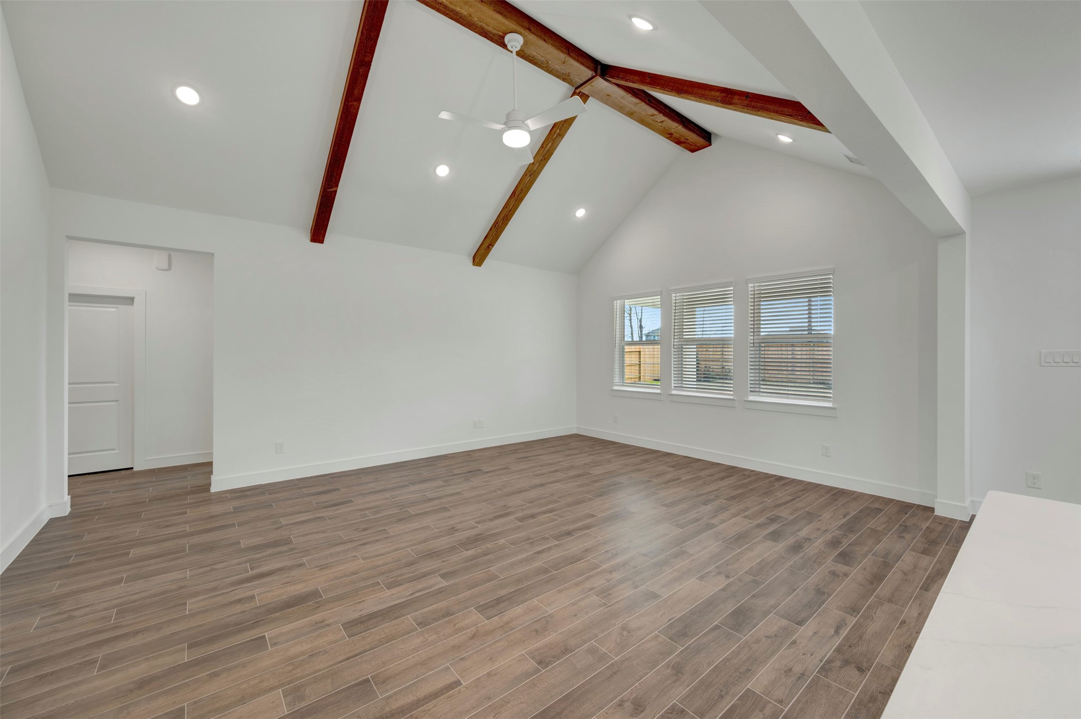 12111 Upper Meadows Avenue Property Photo 19
