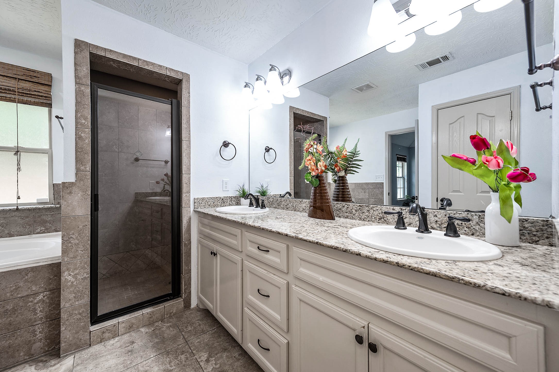 13722 Vail Drive Property Photo 14