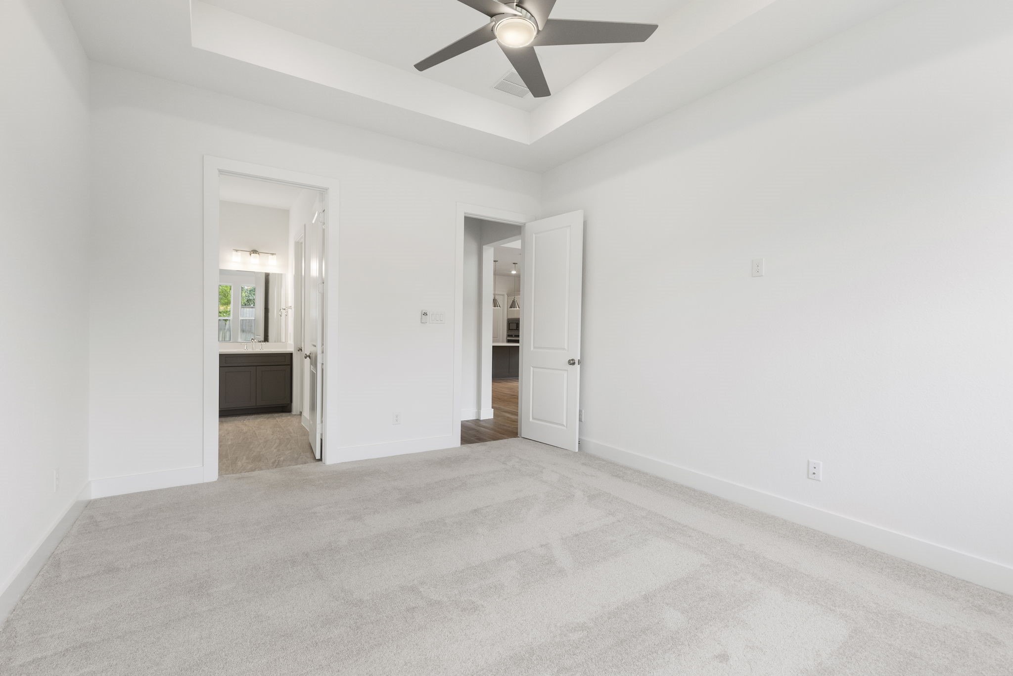 8011 Fenway Heights Drive Property Photo 20