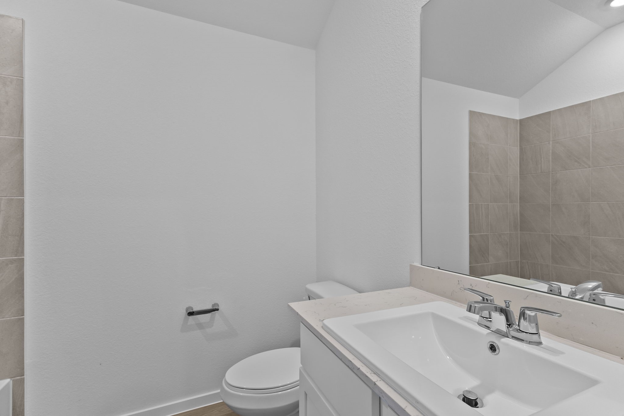 4056 Sun Burst Lane Property Photo 6