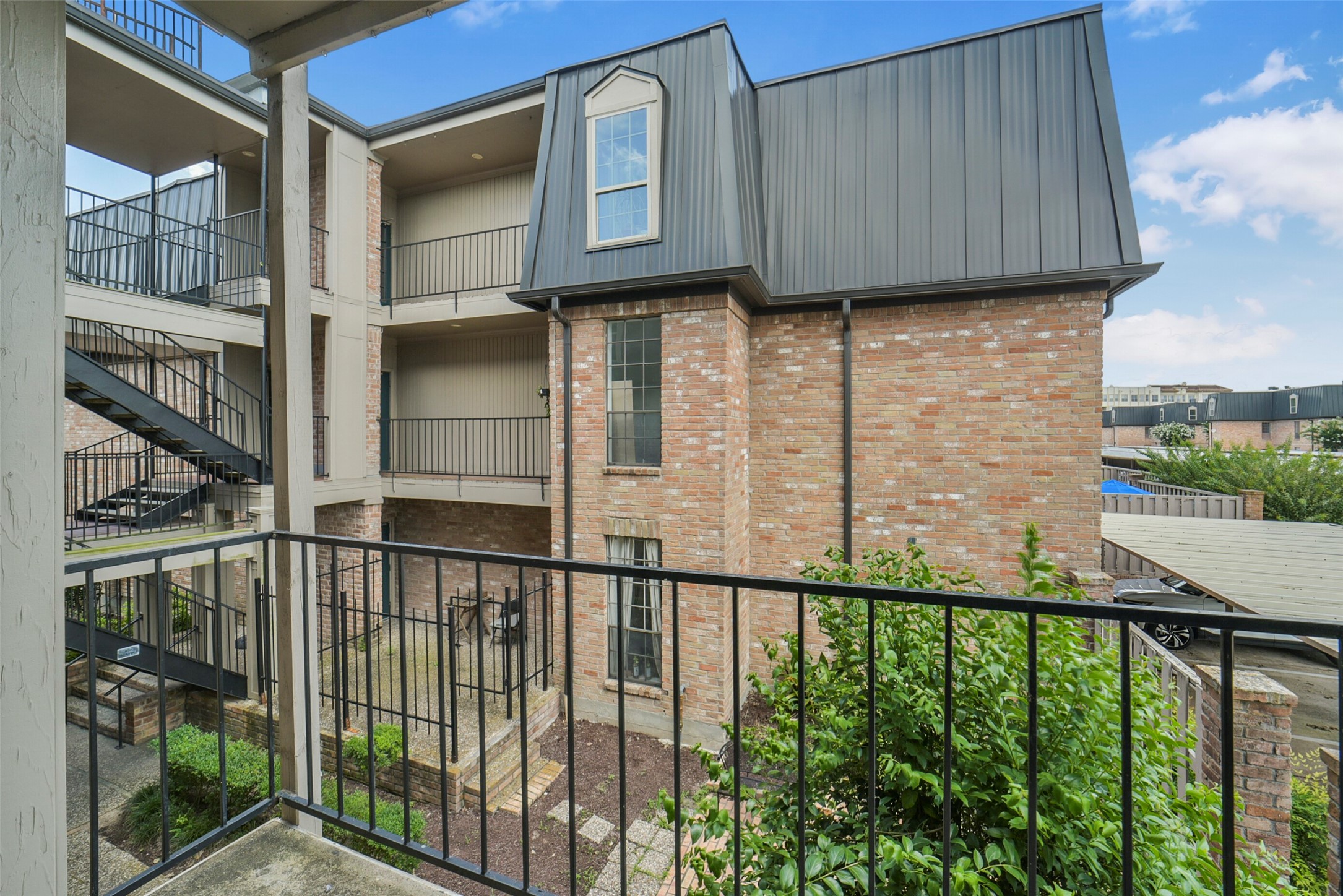 2400 N Braeswood Boulevard 213 Property Photo 1