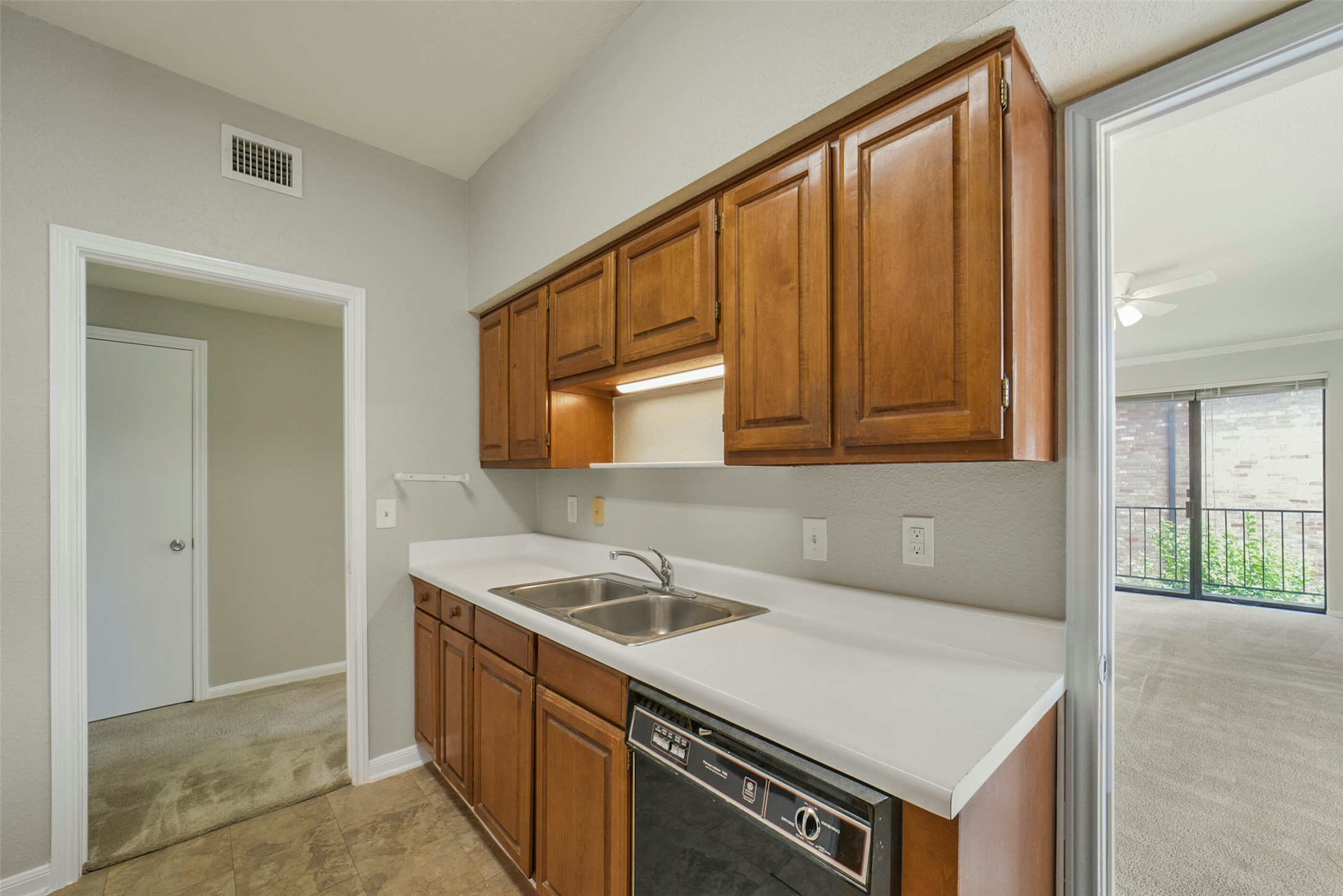 2400 N Braeswood Boulevard 213 Property Photo 8