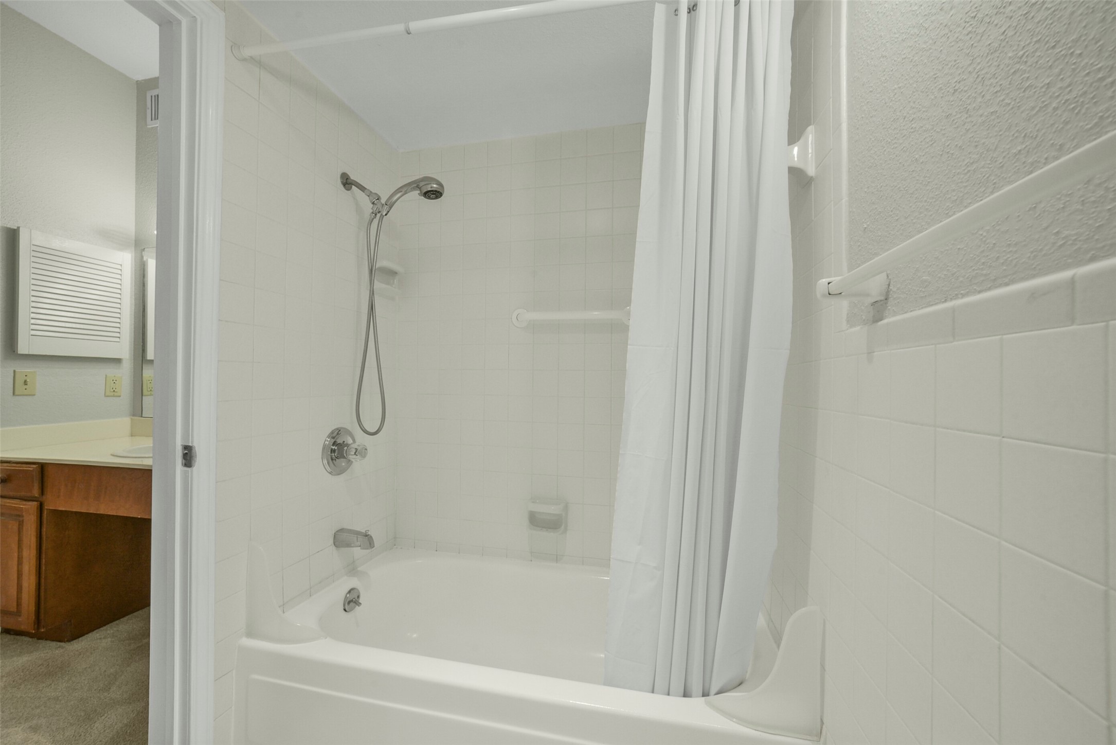 2400 N Braeswood Boulevard 213 Property Photo 18