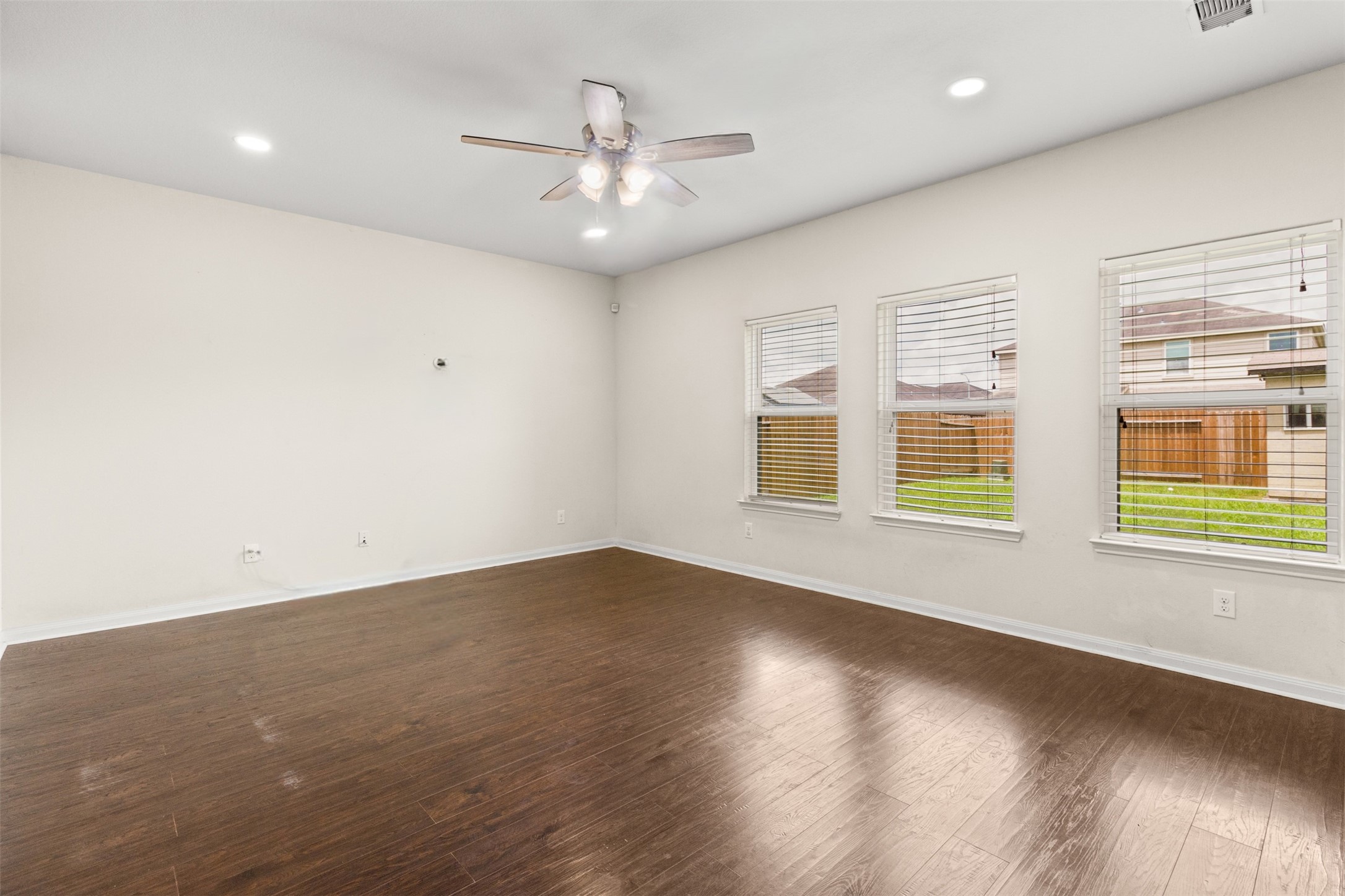 9426 Grand Spark Drive Property Photo 6