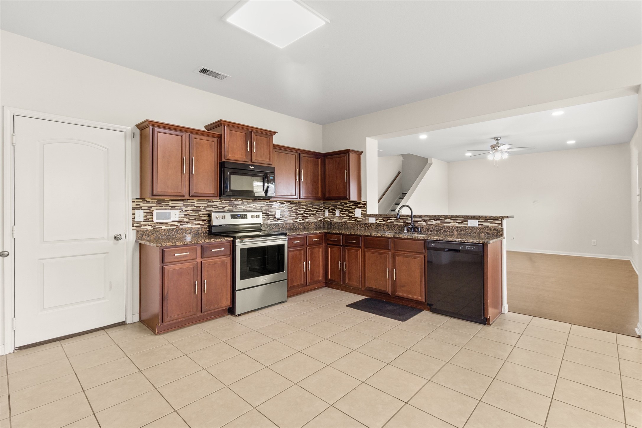9426 Grand Spark Drive Property Photo 7