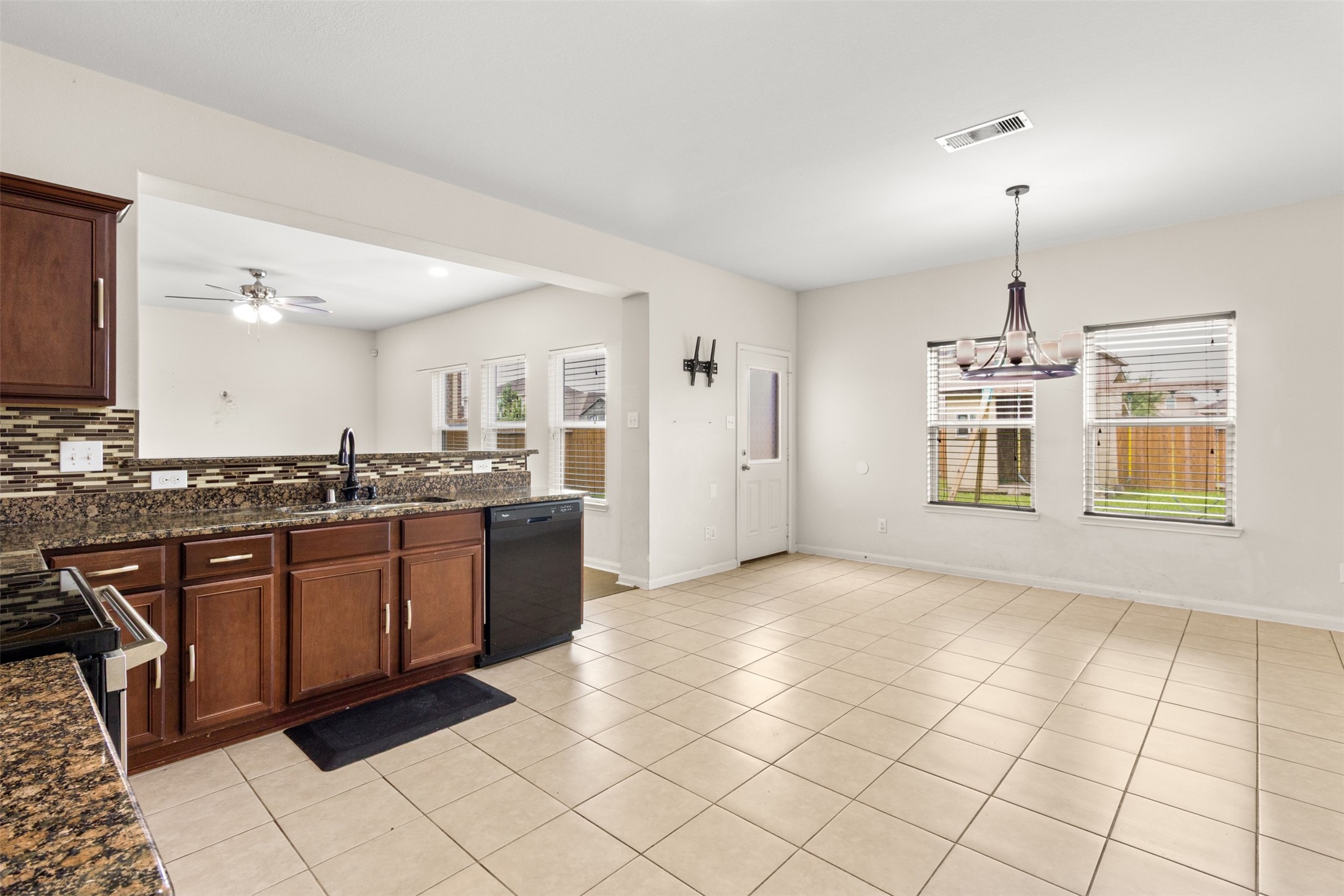 9426 Grand Spark Drive Property Photo 8