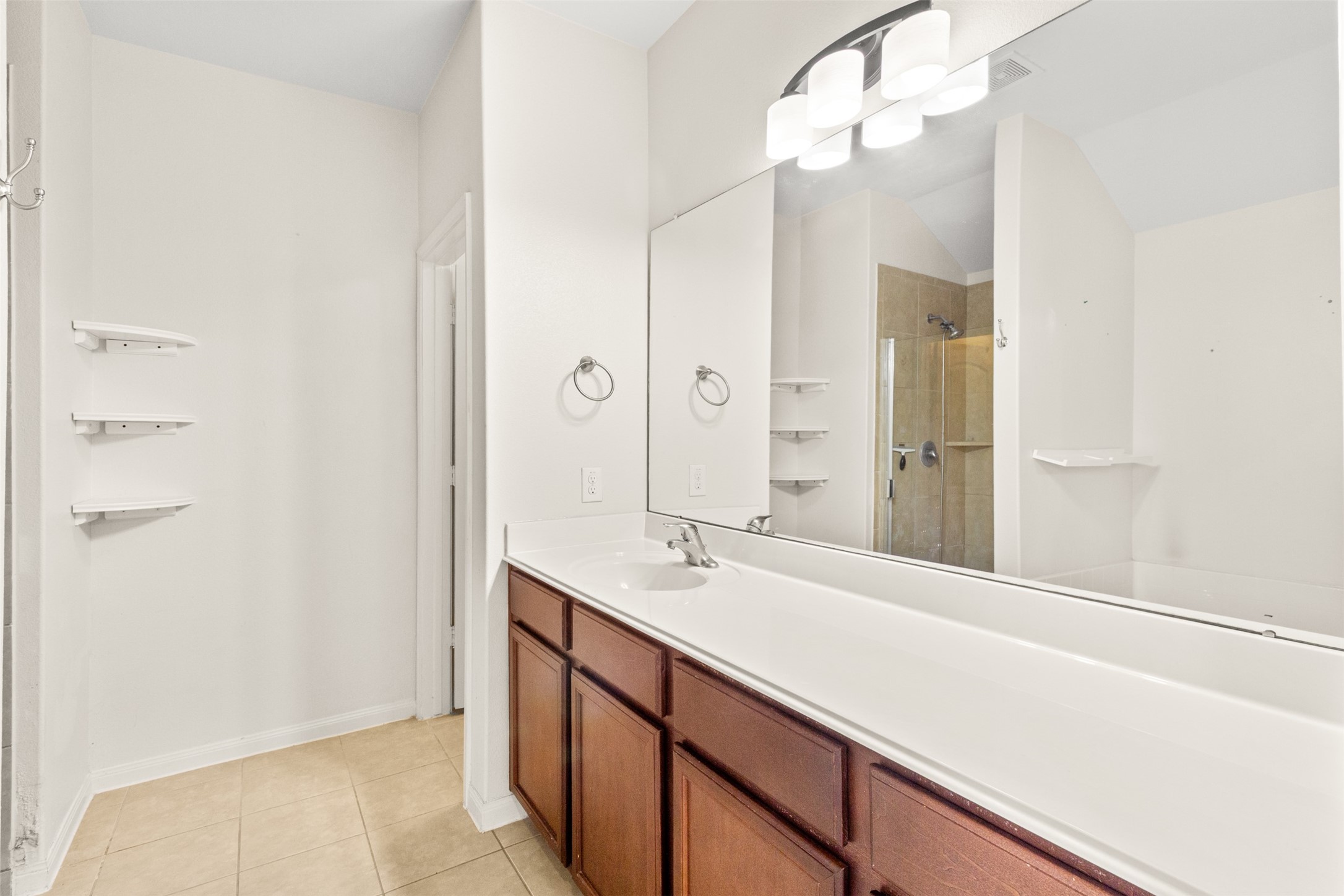 9426 Grand Spark Drive Property Photo 17