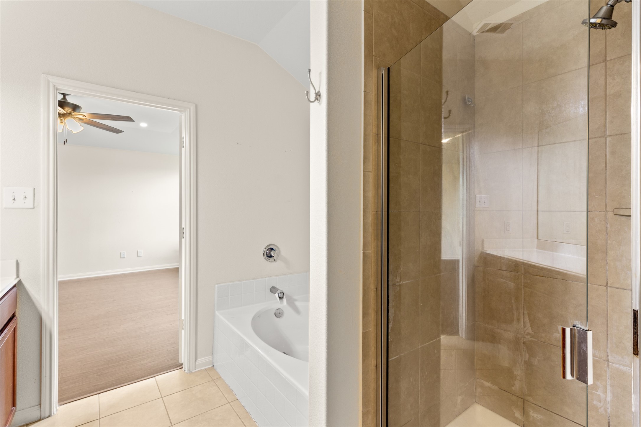 9426 Grand Spark Drive Property Photo 18