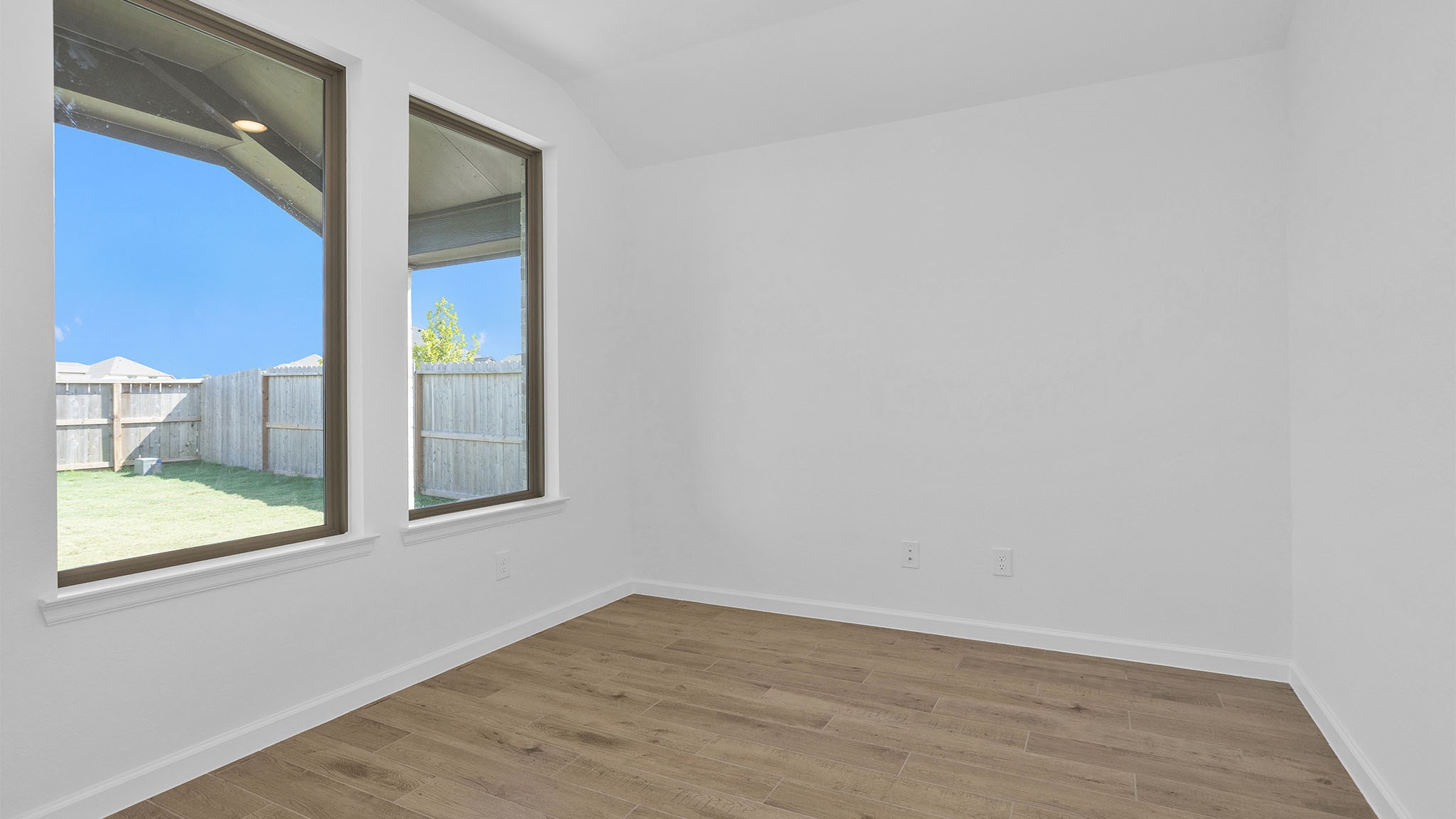 214 Shining Succulent Drive Property Photo 7