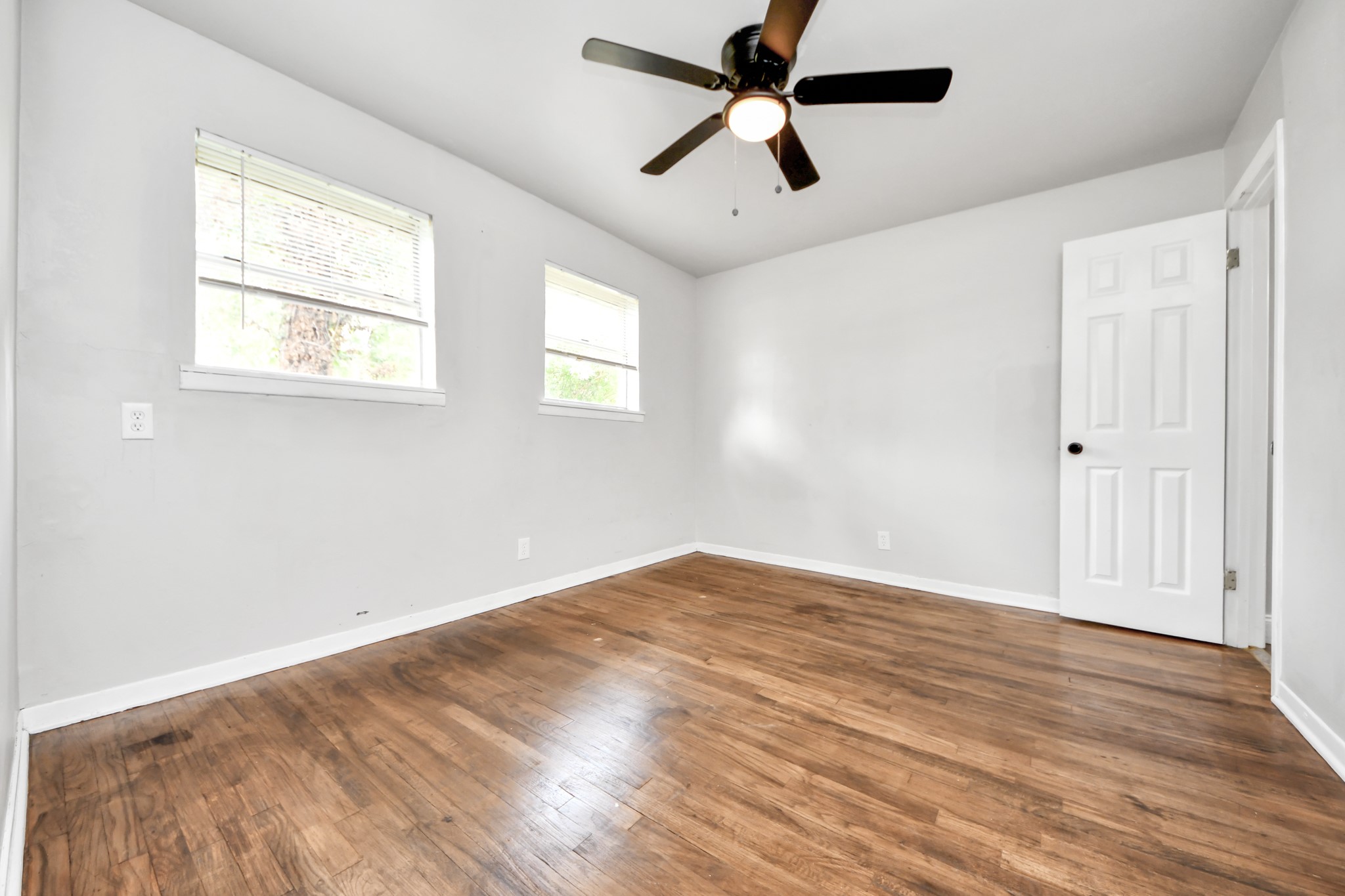505 Jasmine Street Property Photo 12
