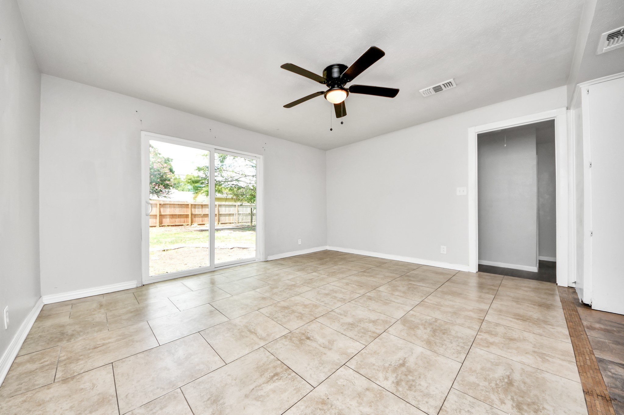 505 Jasmine Street Property Photo 21