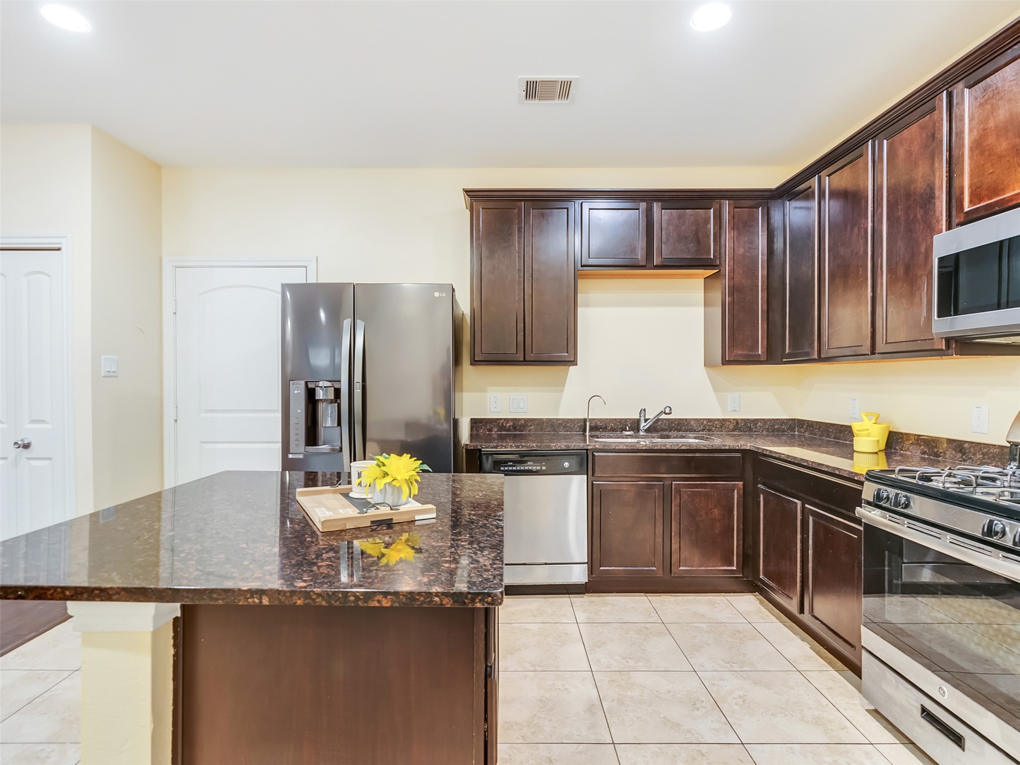 7923 Ashford Trace Drive Property Photo 12