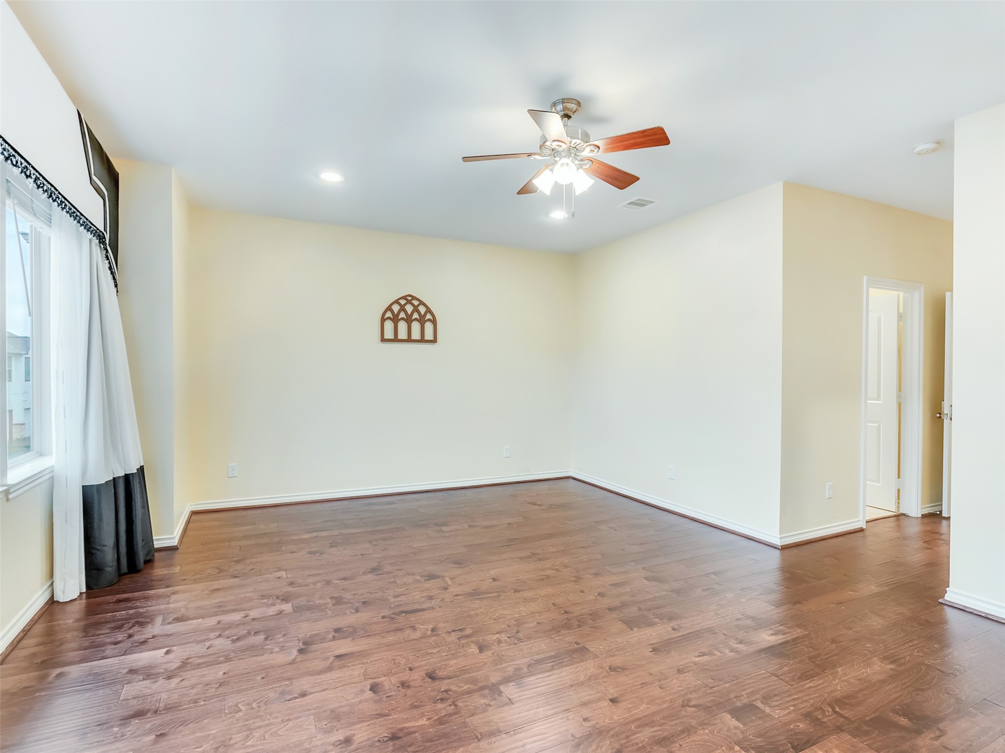 7923 Ashford Trace Drive Property Photo 25