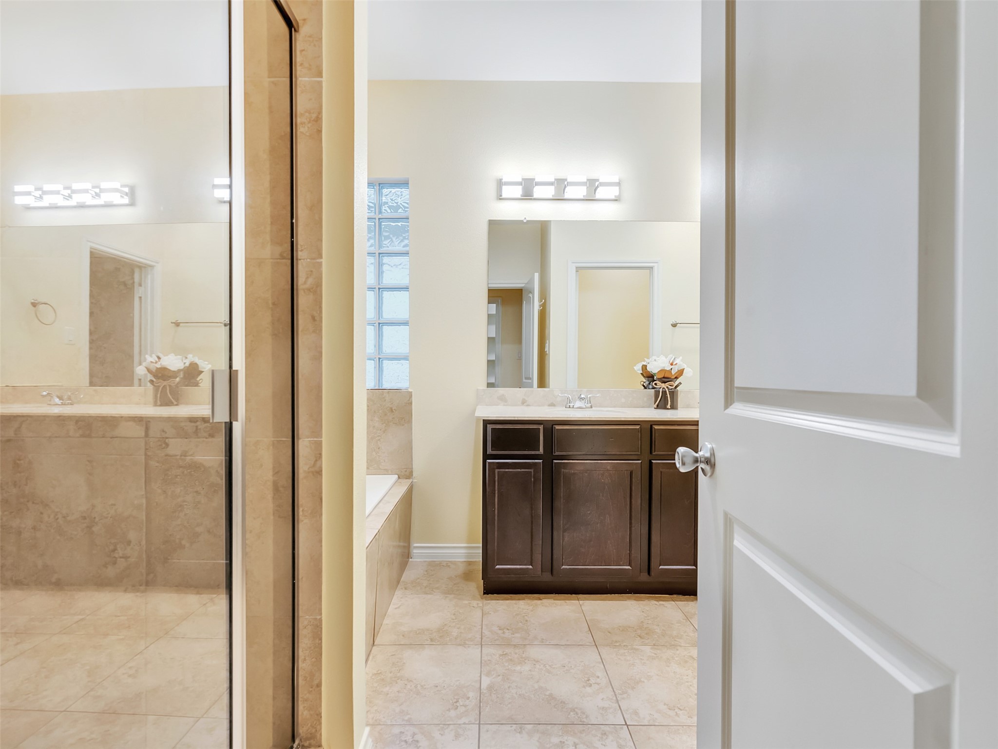 7923 Ashford Trace Drive Property Photo 28
