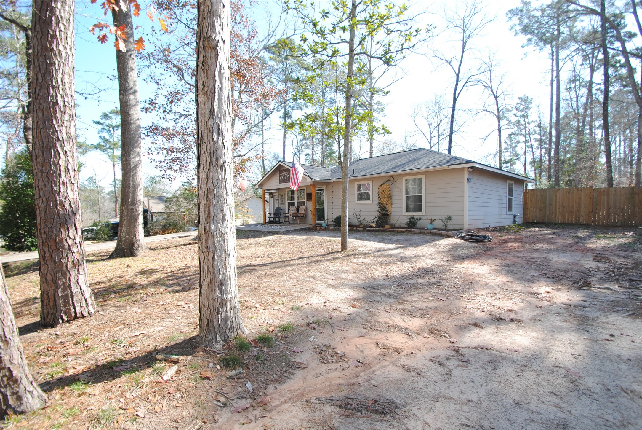 10820 Royal Magnolia Drive Property Photo 6