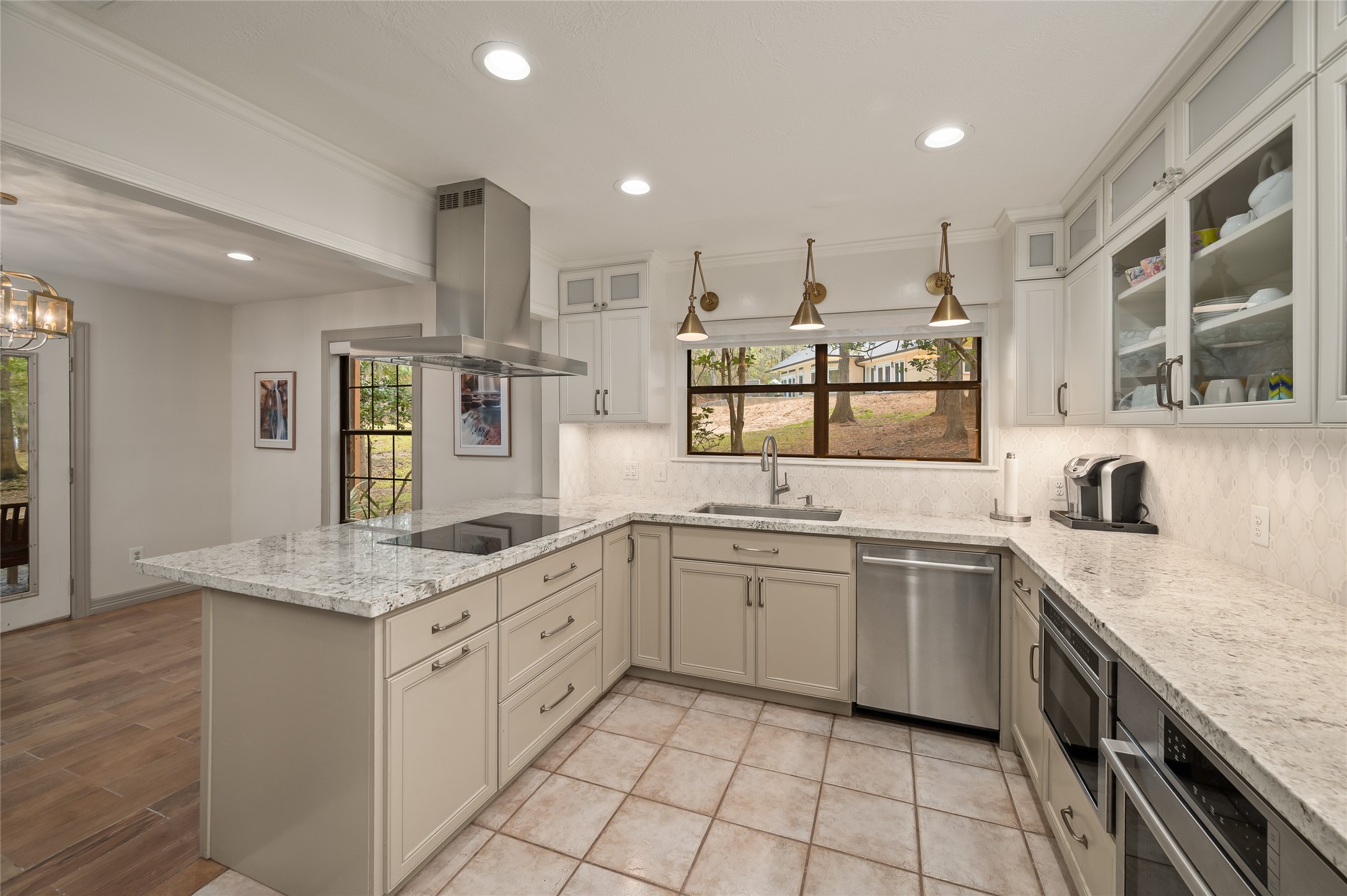 20404 Doral Drive Property Photo 13