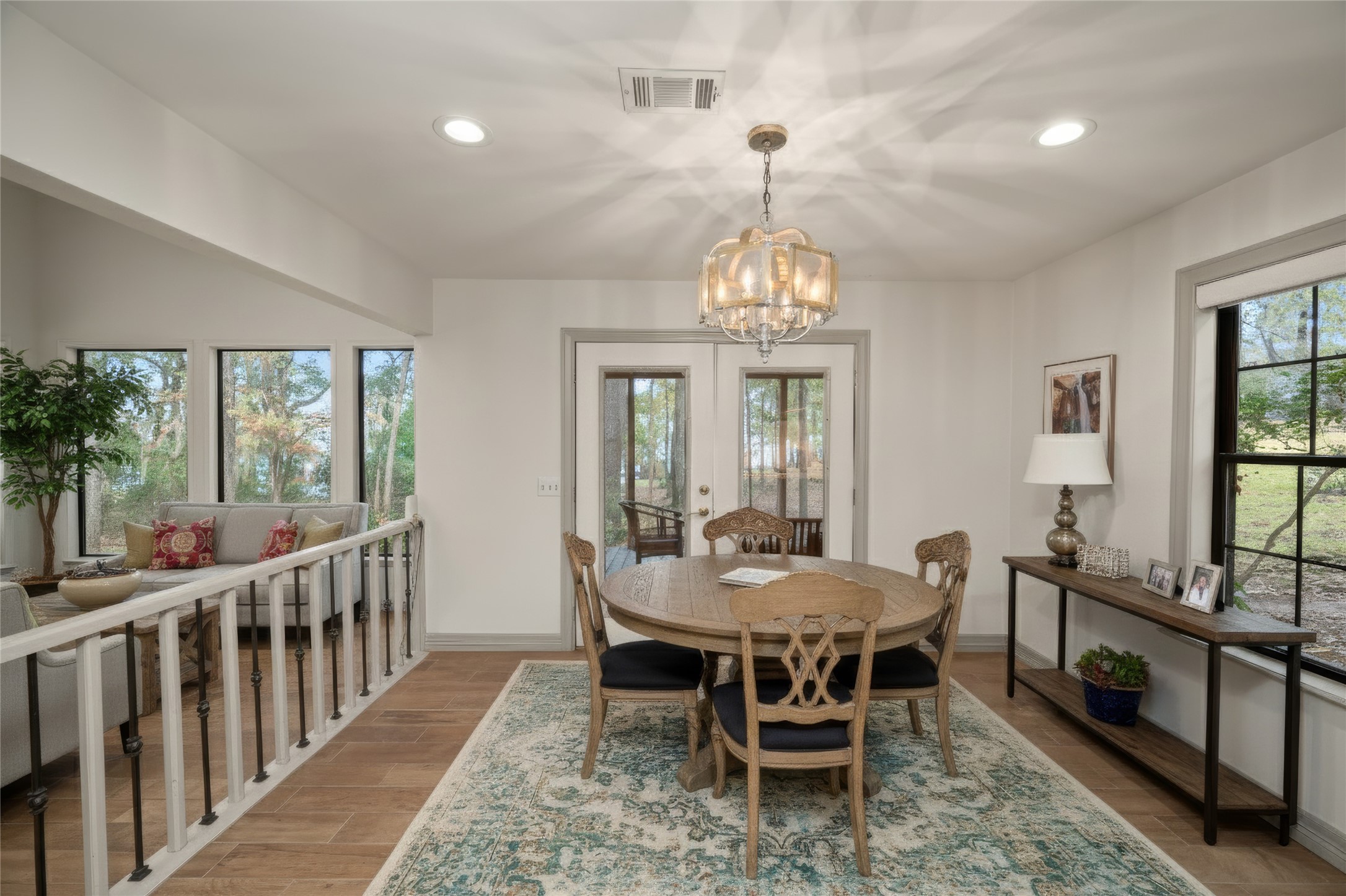 20404 Doral Drive Property Photo 15