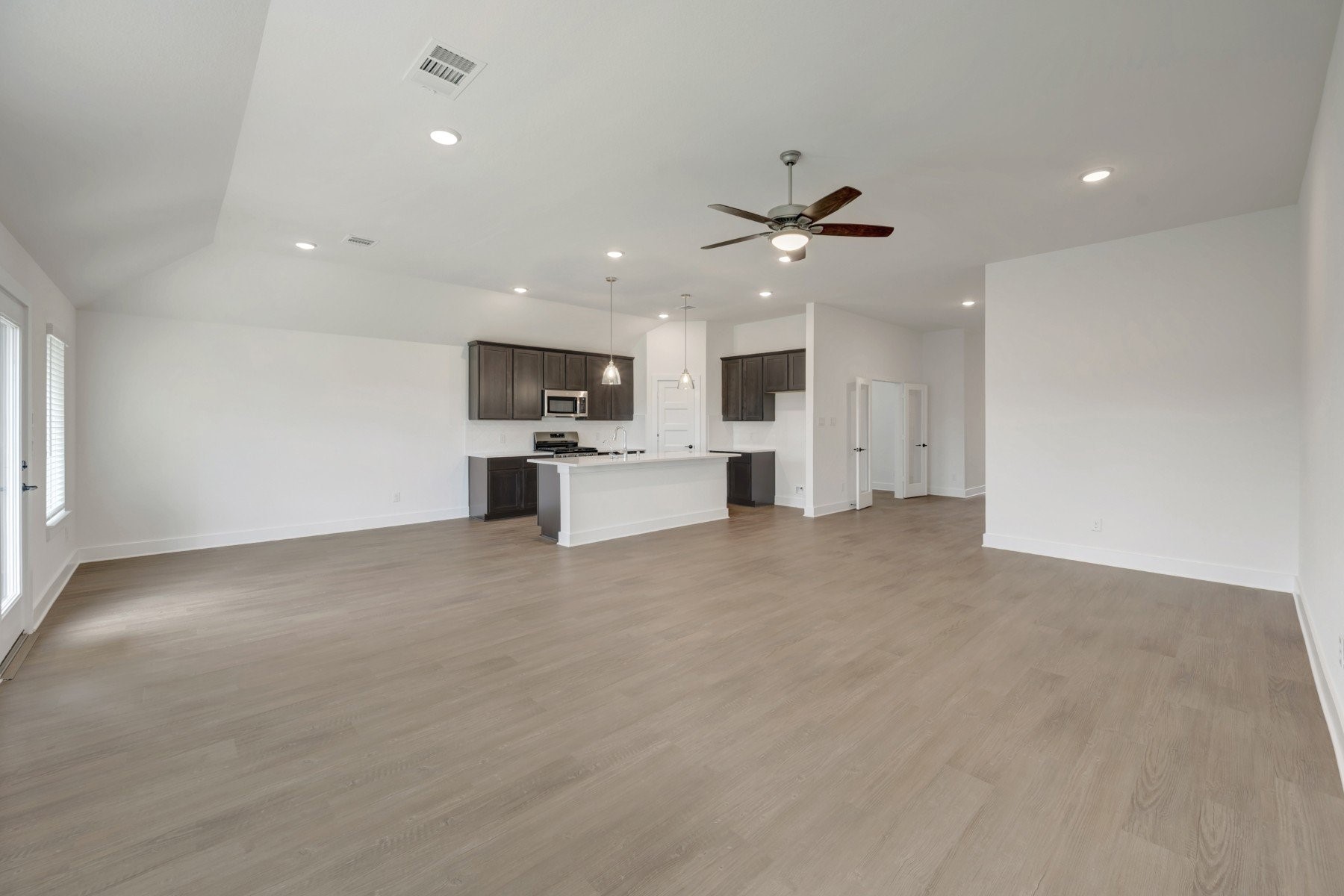 2123 Lone Bronco Boulevard Property Photo 29