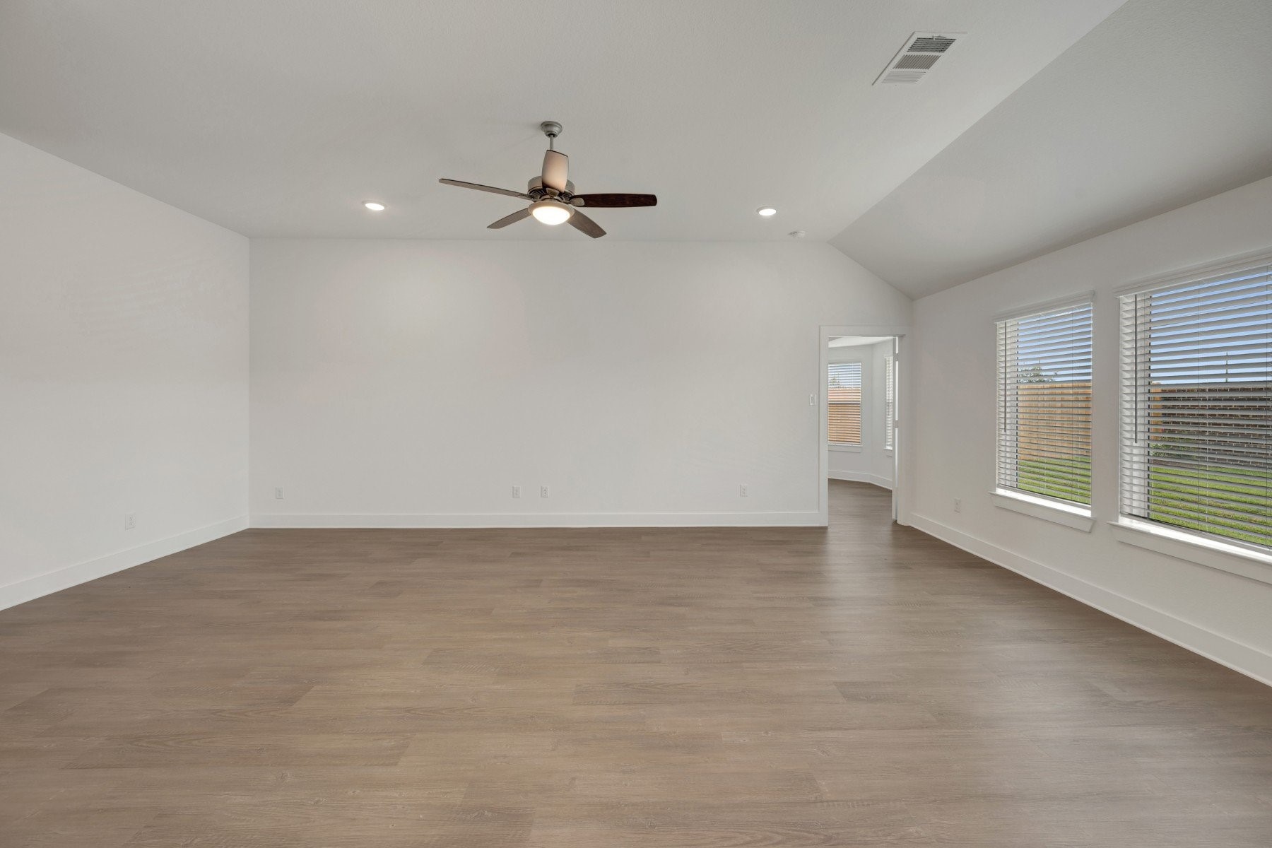 2123 Lone Bronco Boulevard Property Photo 31