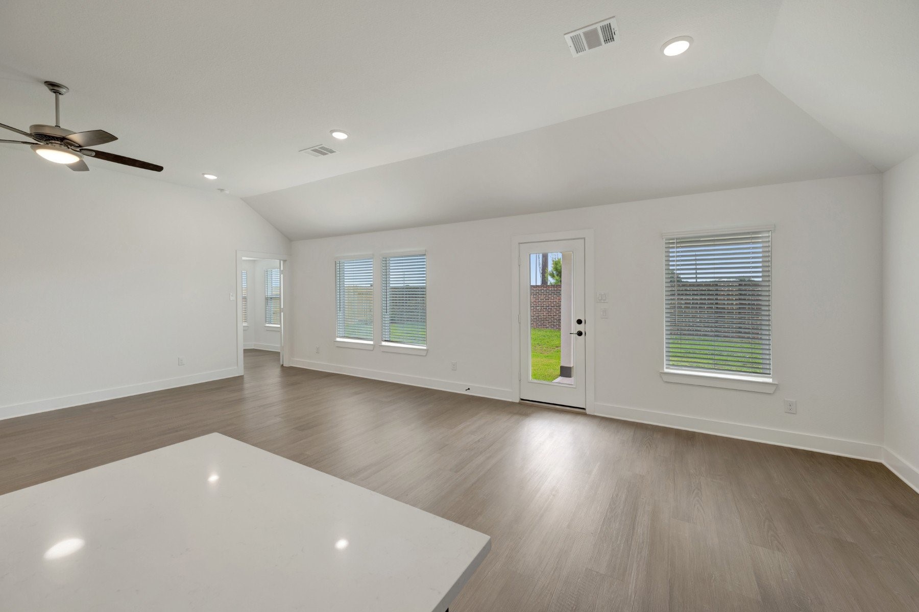 2123 Lone Bronco Boulevard Property Photo 32