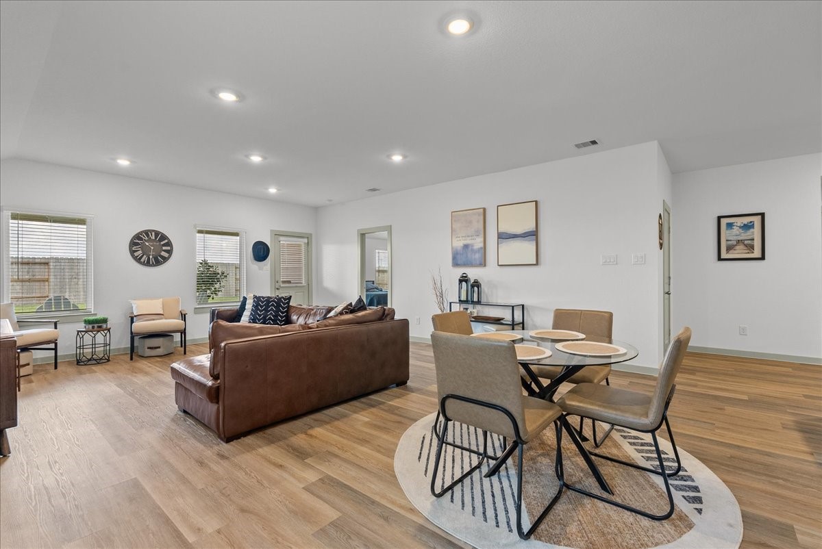 13922 Bay Crest Property Photo 15