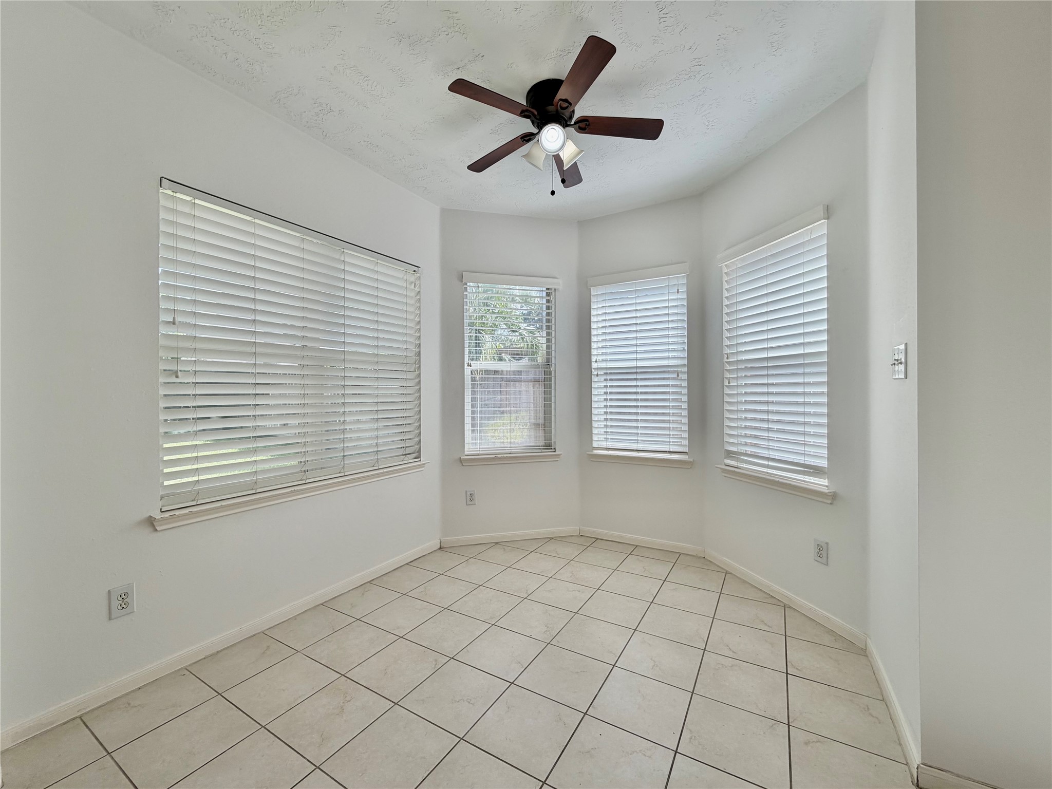 22318 Rue Canyon Court Property Photo 15