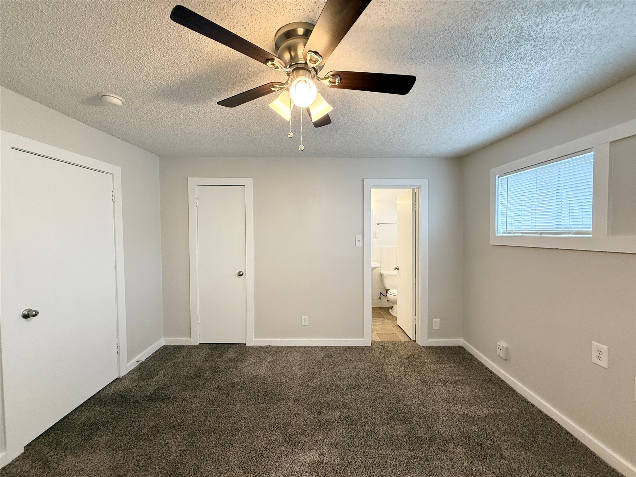 5415 Scott St Street 1 Property Photo 13