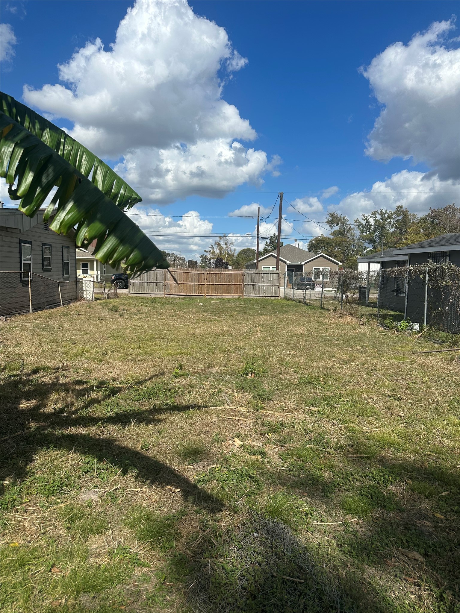8034 Safebuy Street Property Photo 4