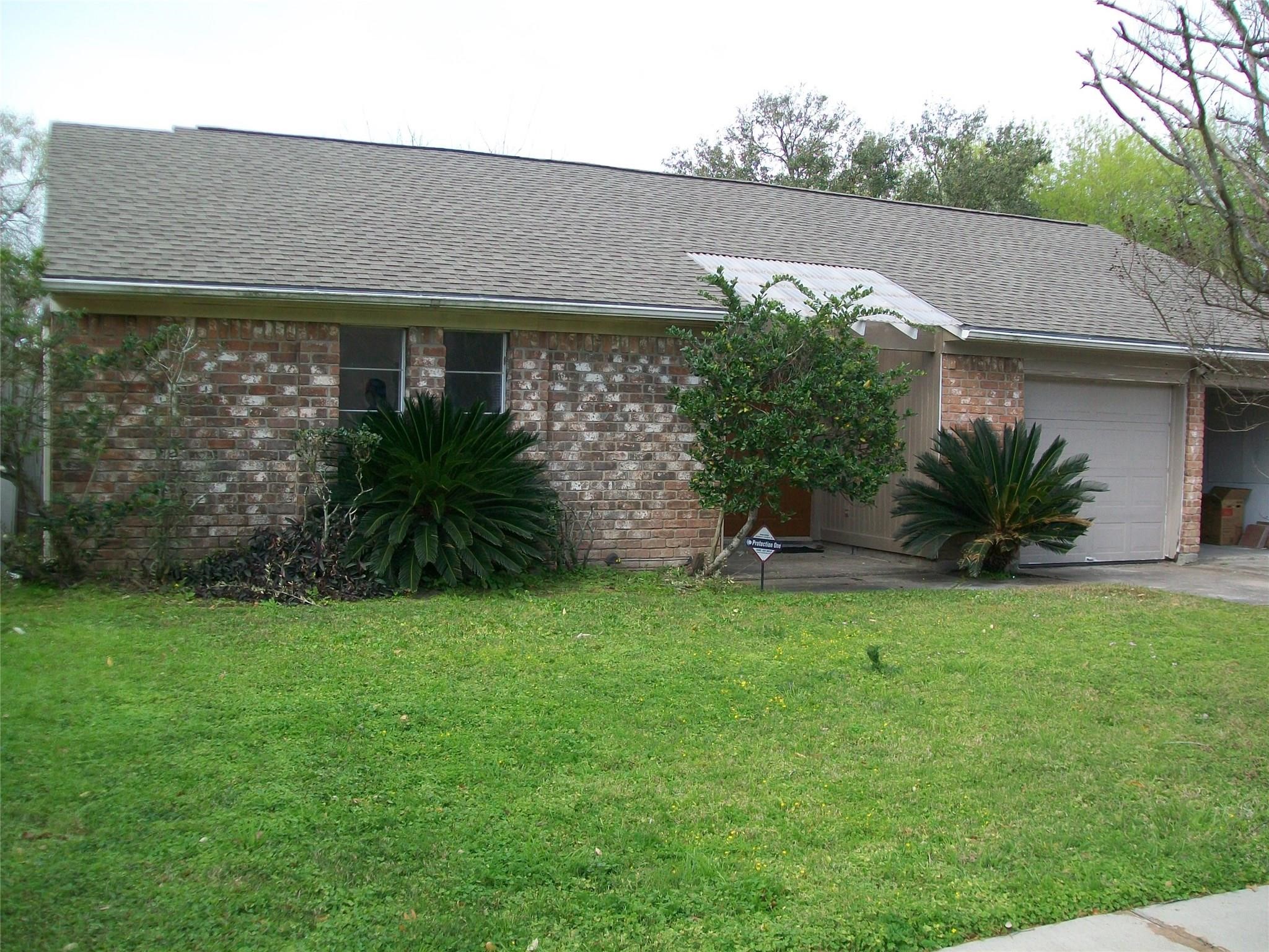 2526 Valley Forest Drive Property Photo 1