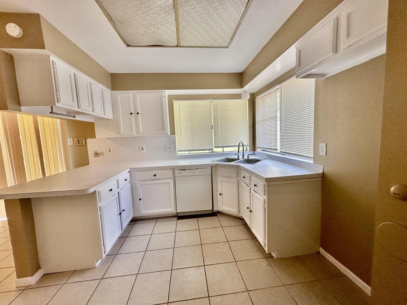 2526 Valley Forest Drive Property Photo 14
