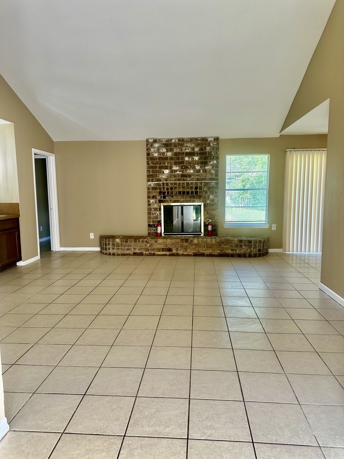 2526 Valley Forest Drive Property Photo 16