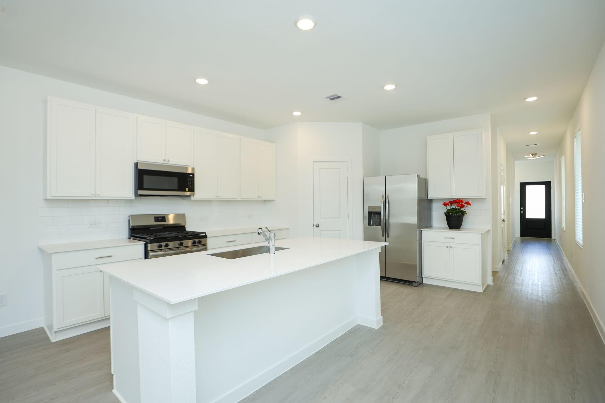 29039 Bison Haven Drive Property Photo 8