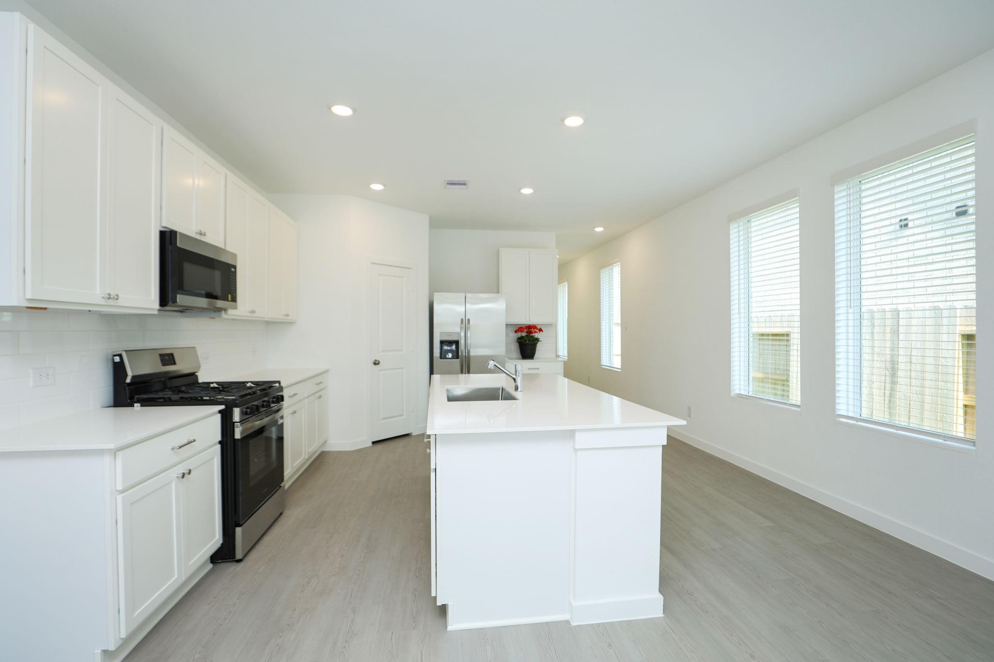 29039 Bison Haven Drive Property Photo 9