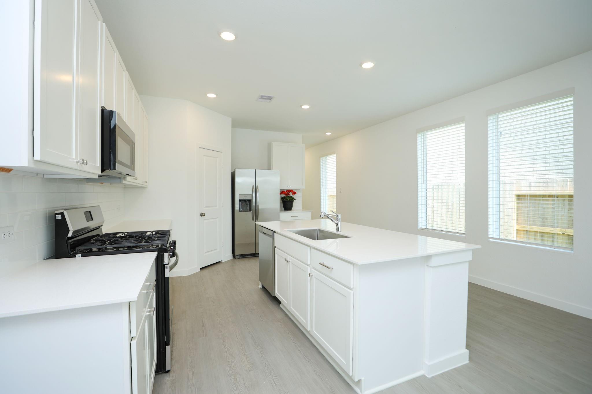 29039 Bison Haven Drive Property Photo 10