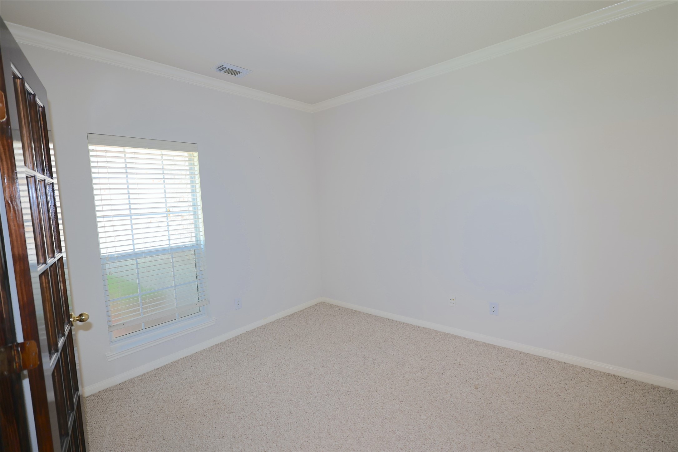 4810 Zachary Lane Property Photo 4