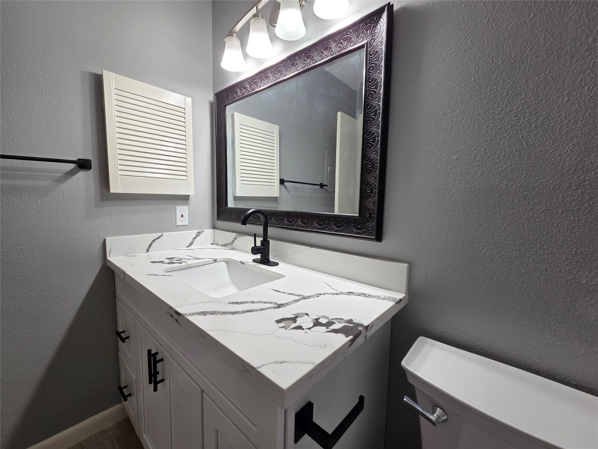8421 Hearth Drive 31 Property Photo 20