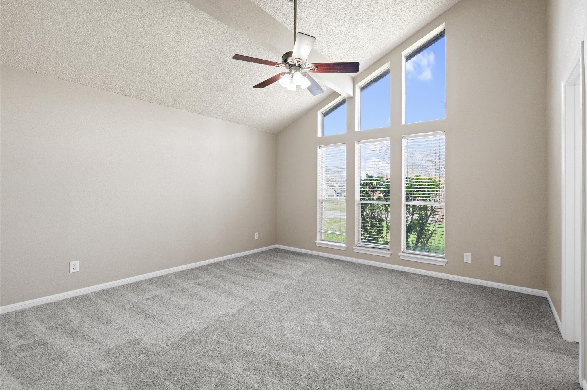615 Harbor Mist Drive Property Photo 12