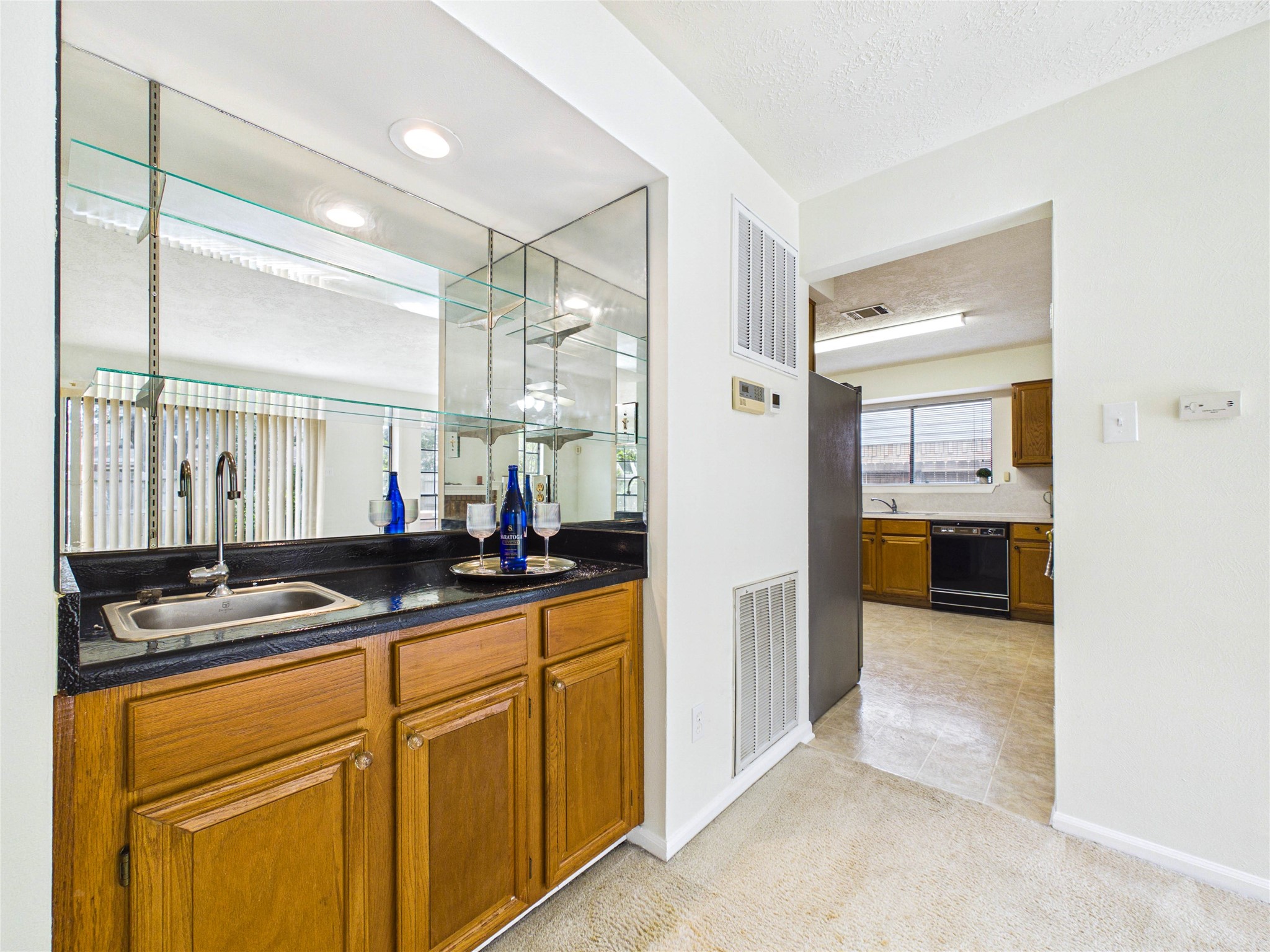 814 Lochnell Drive Property Photo 19