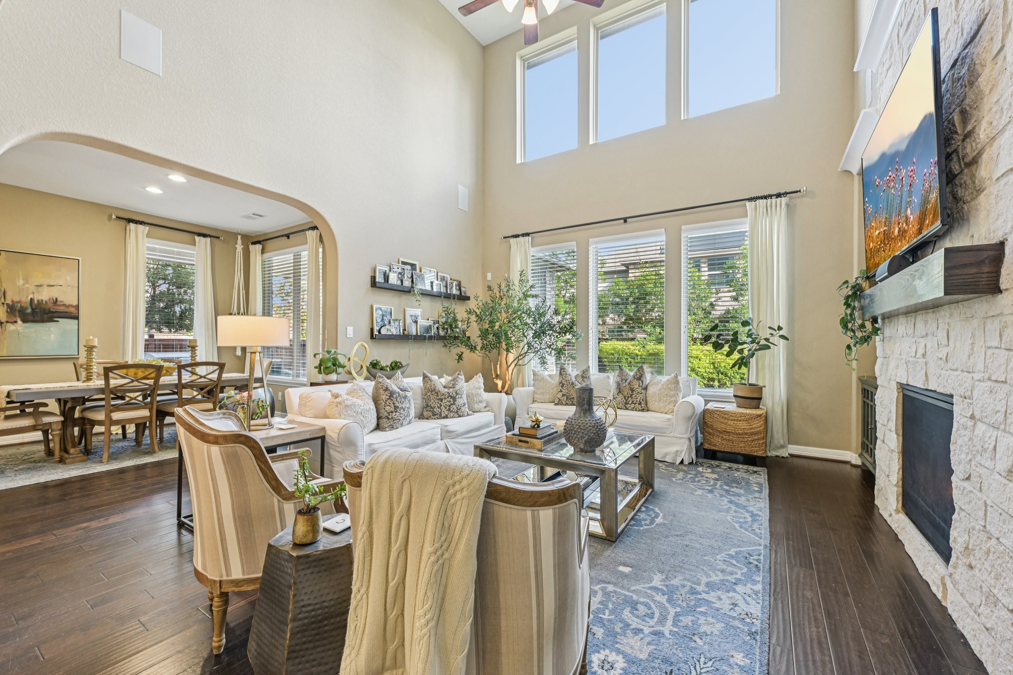 9630 Wildgrove Hollow Drive Property Photo 8