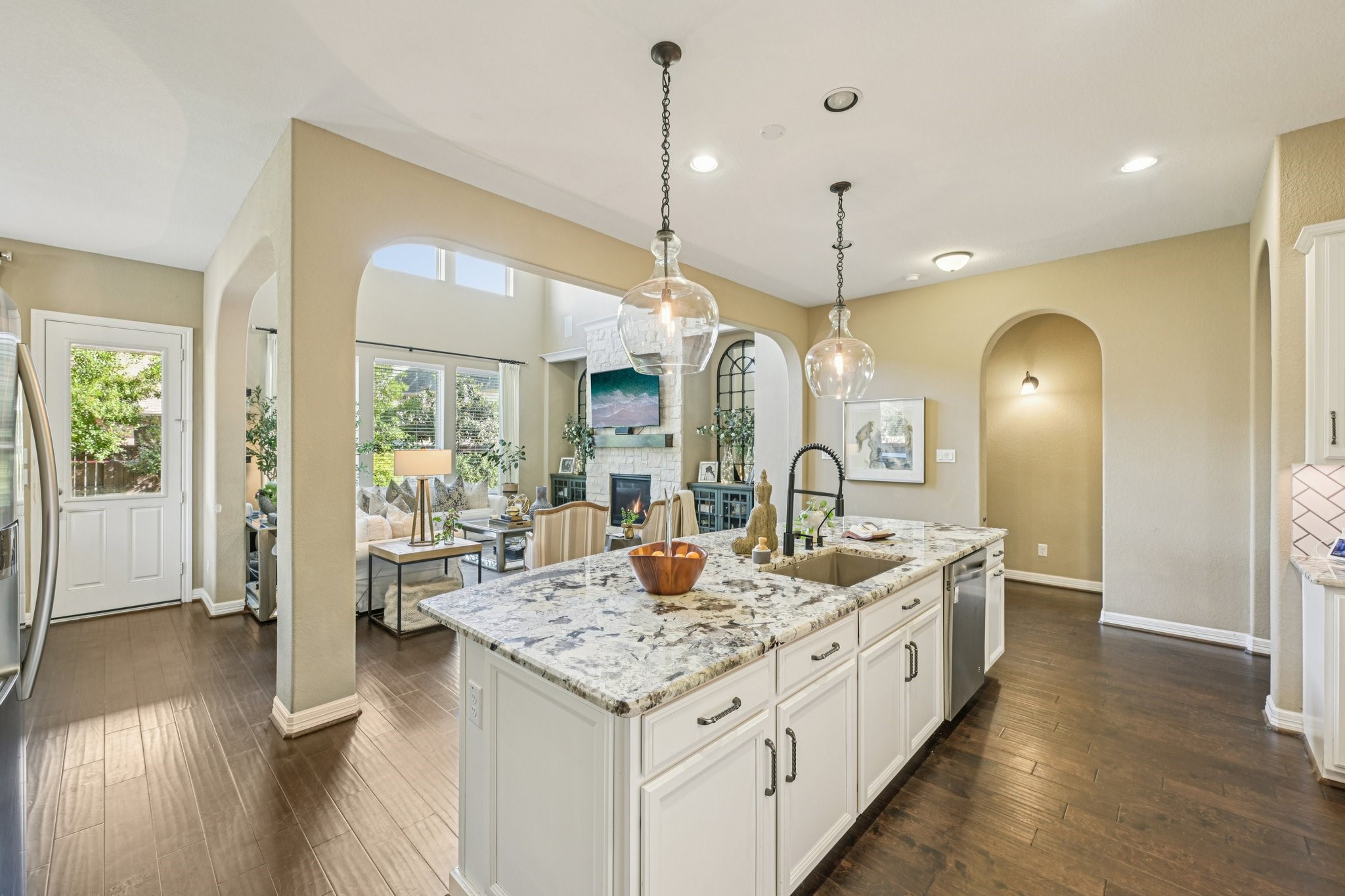 9630 Wildgrove Hollow Drive Property Photo 13