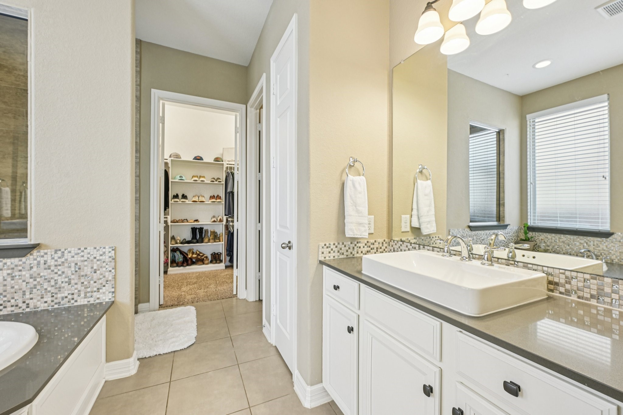 9630 Wildgrove Hollow Drive Property Photo 18
