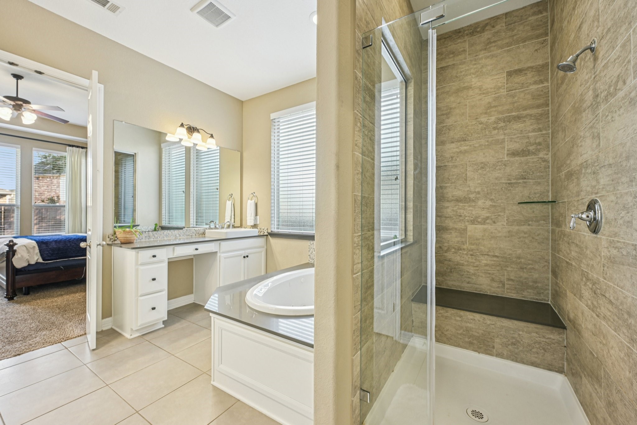 9630 Wildgrove Hollow Drive Property Photo 19