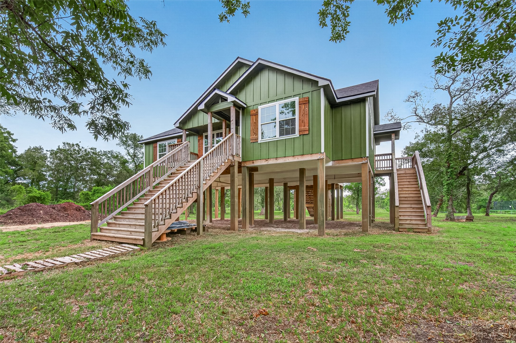14720 Padre Court Property Photo 3