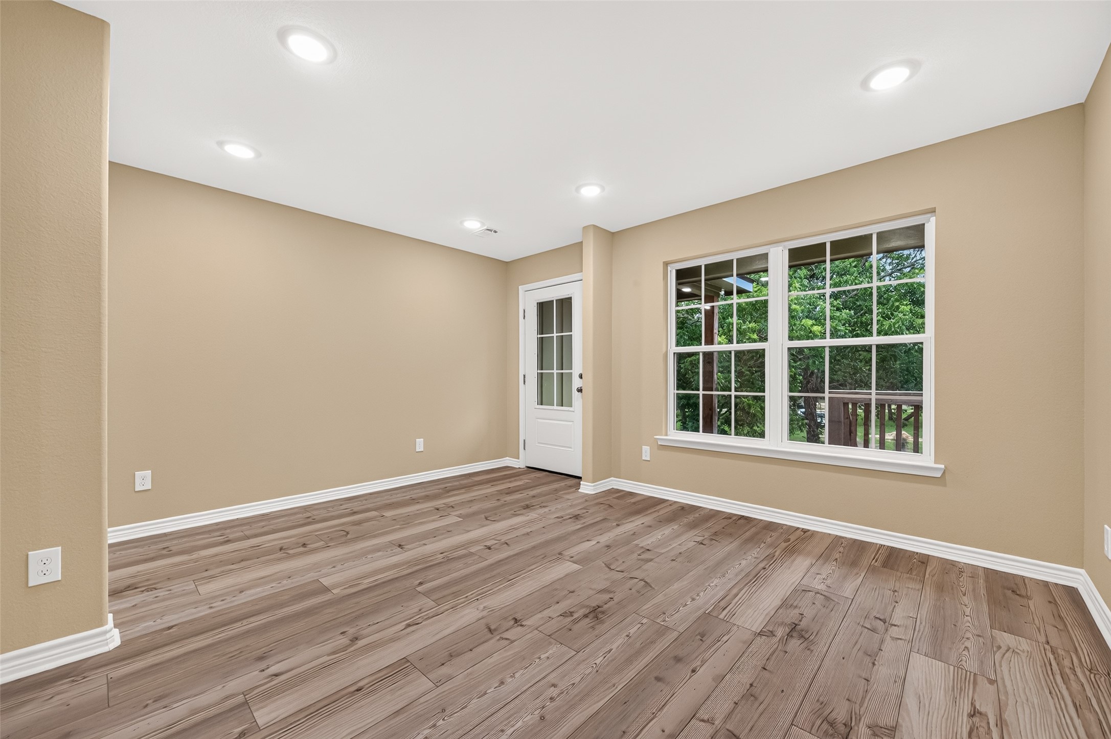 14720 Padre Court Property Photo 8