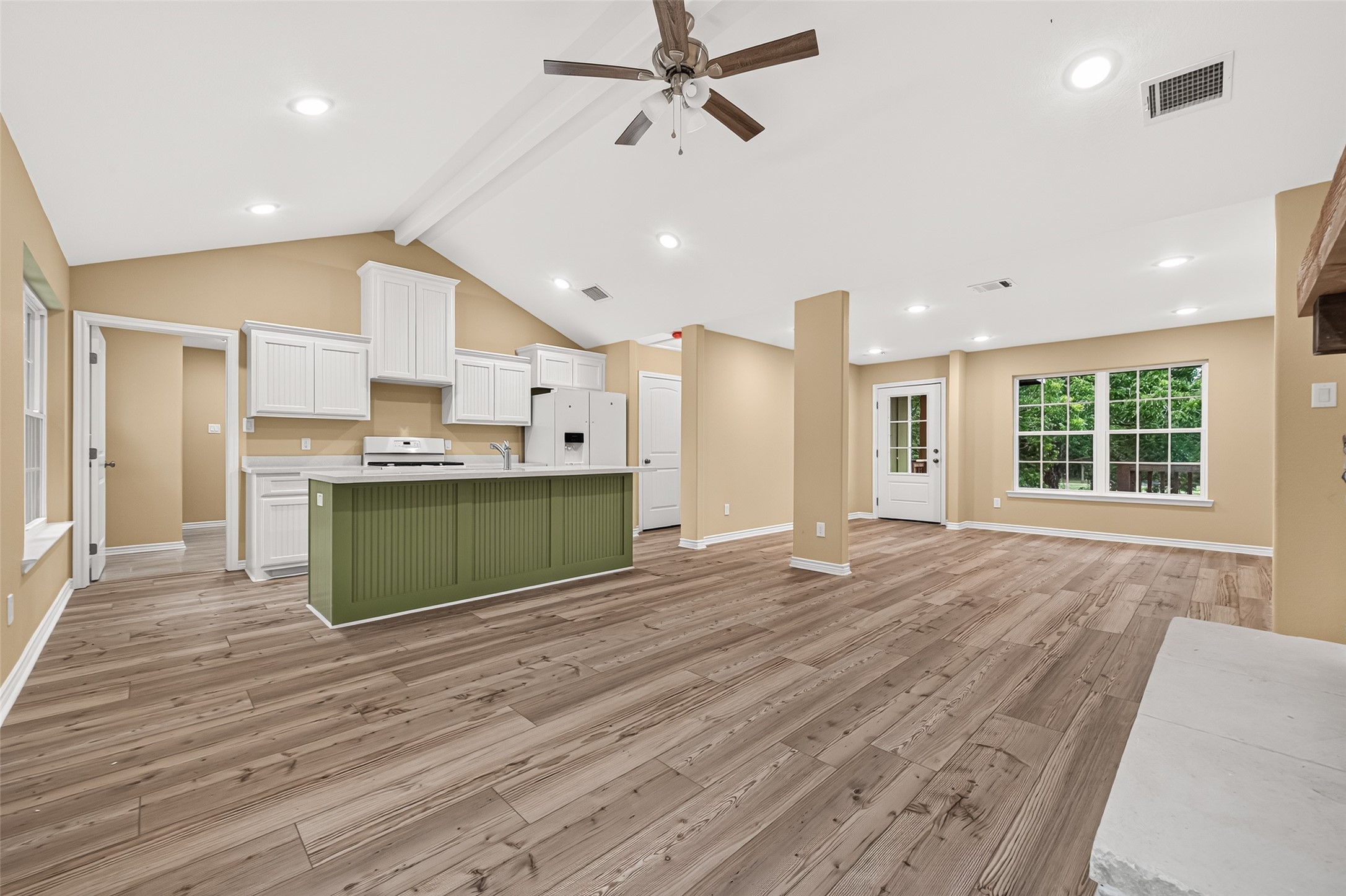 14720 Padre Court Property Photo 10