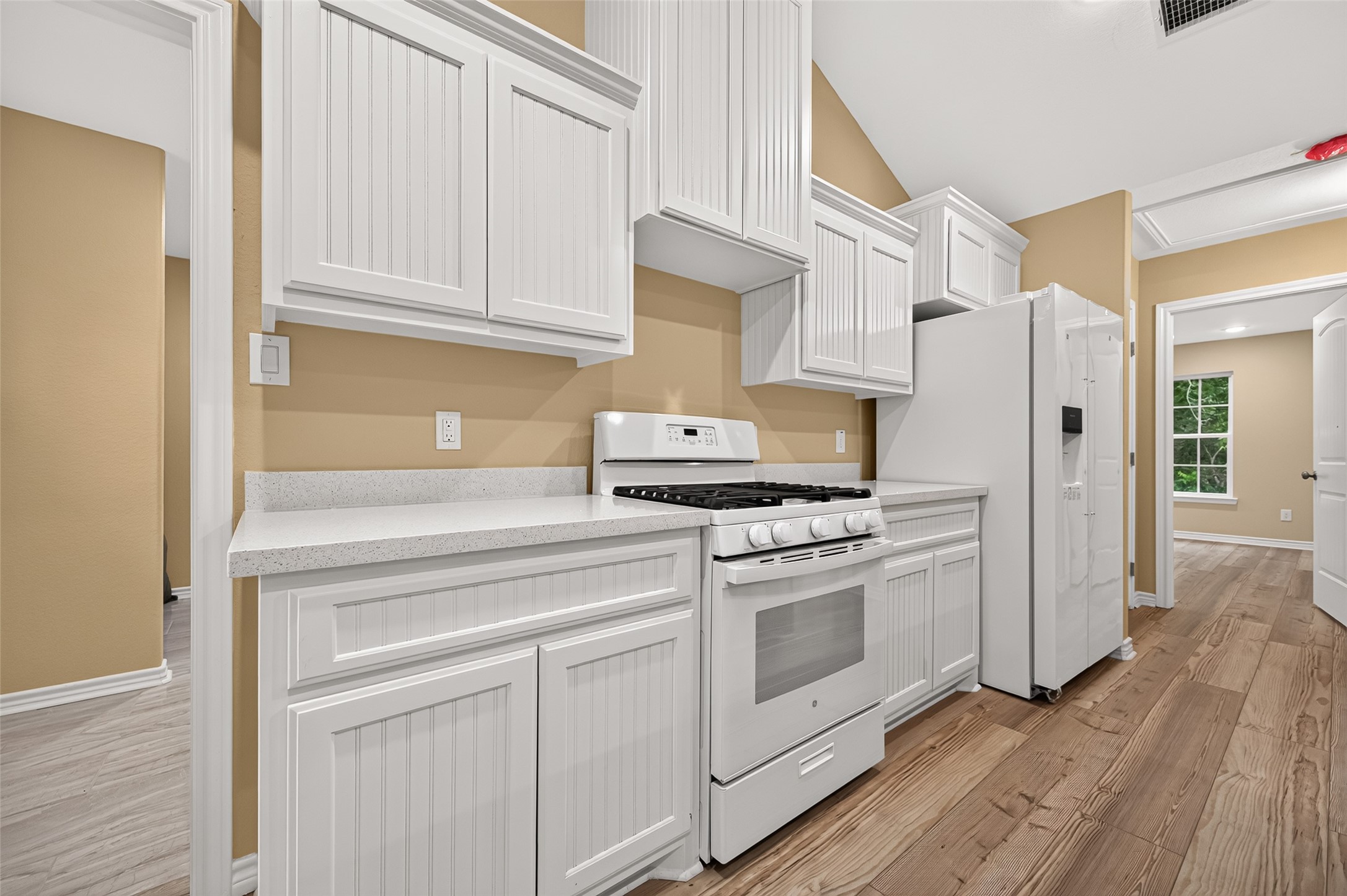 14720 Padre Court Property Photo 17
